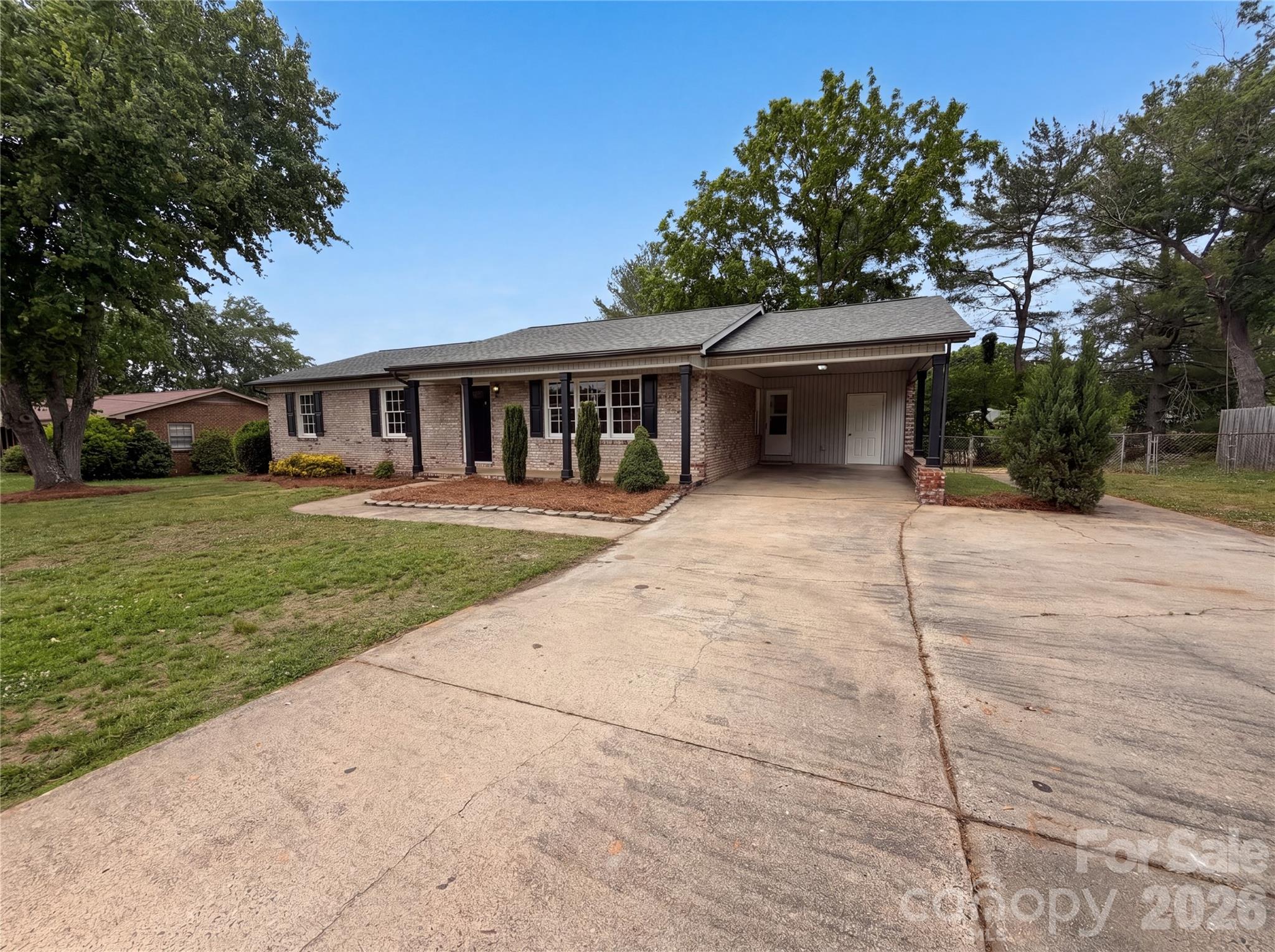 814 Charles Road Property Photo 15