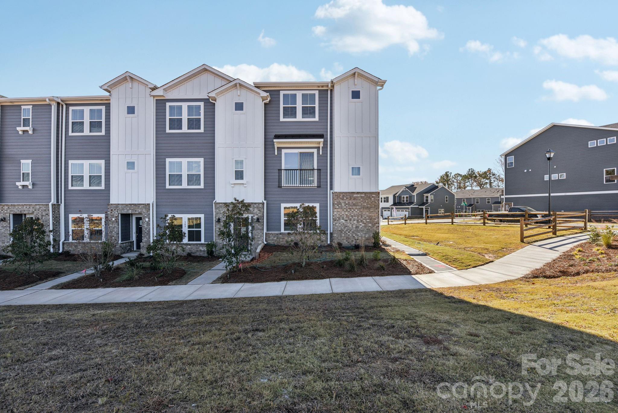 363 Golden Maple Court Property Photo 1