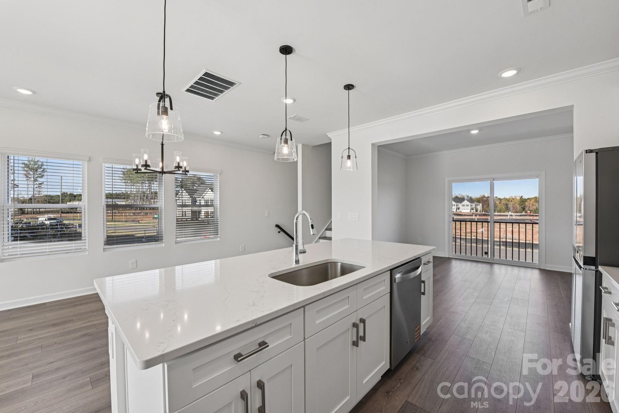 363 Golden Maple Court Property Photo 9