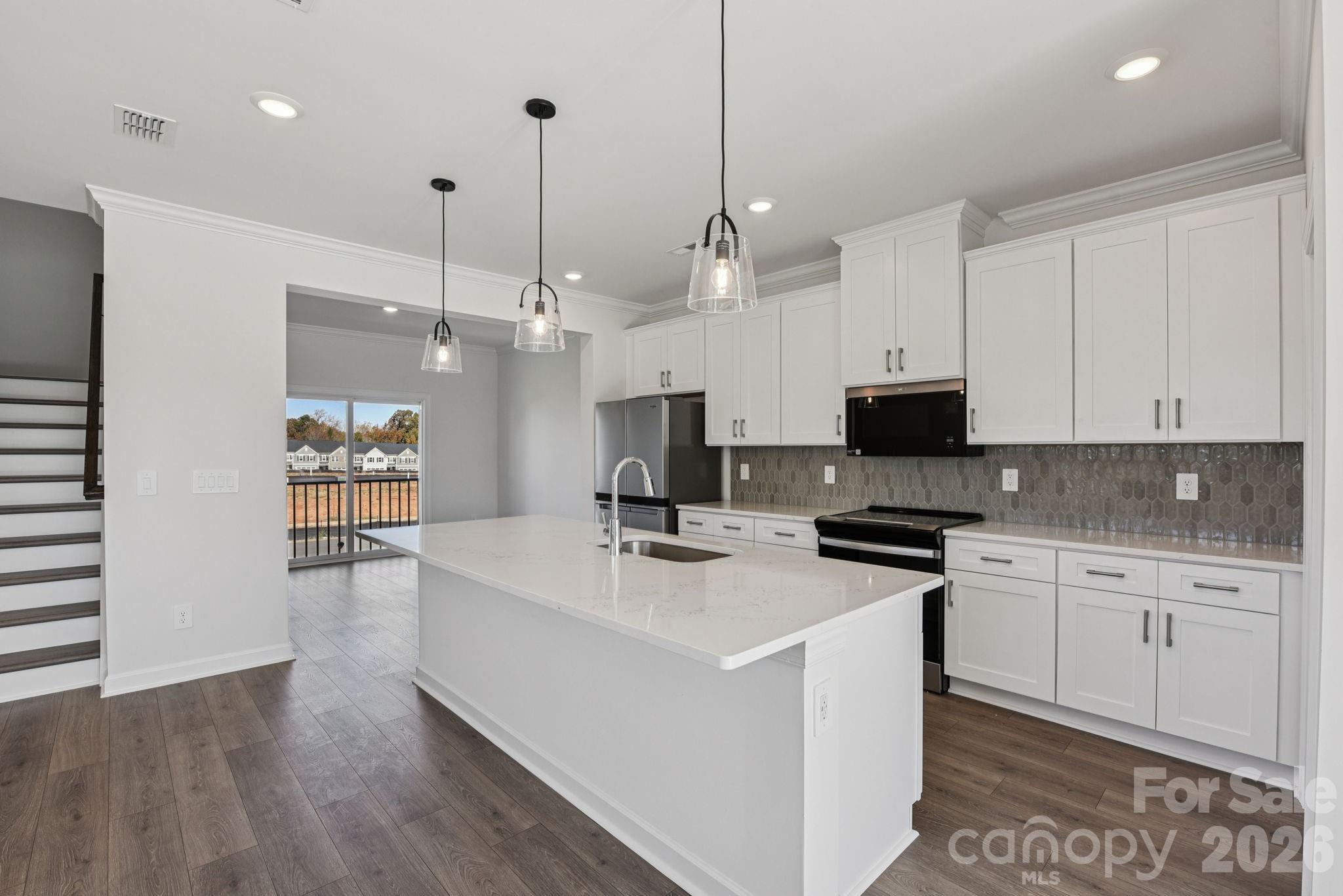 363 Golden Maple Court Property Photo 11