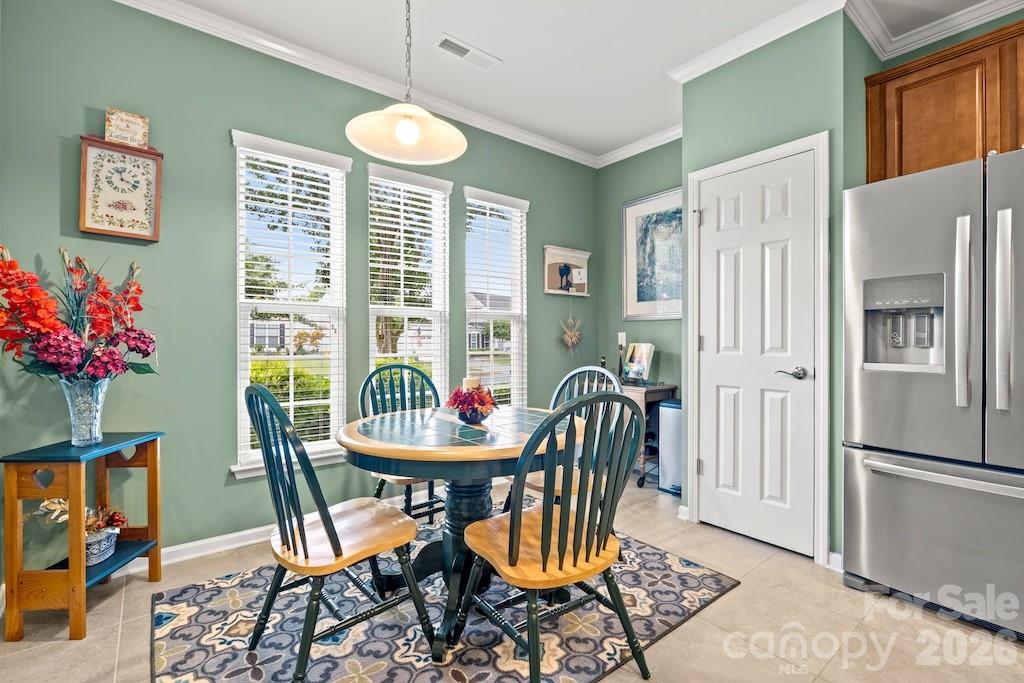 7020 Kitty Hawk Lane Property Photo 3