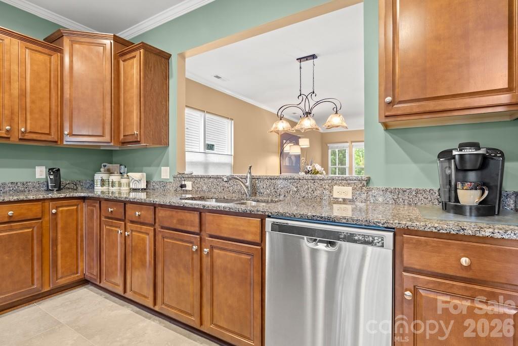 7020 Kitty Hawk Lane Property Photo 6