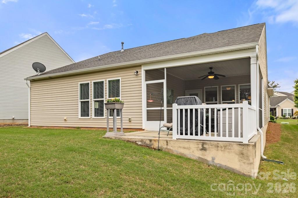 7020 Kitty Hawk Lane Property Photo 24