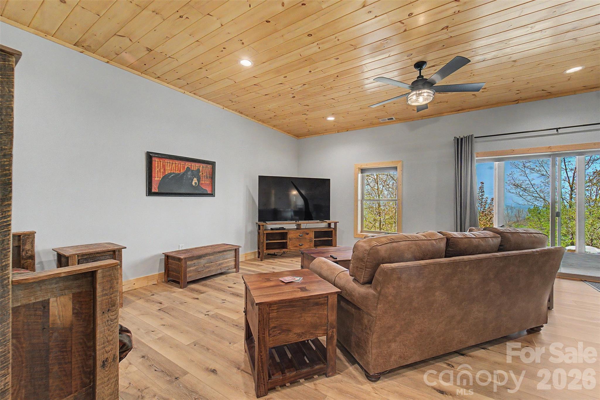 716 Equestrian Drive Property Photo 32