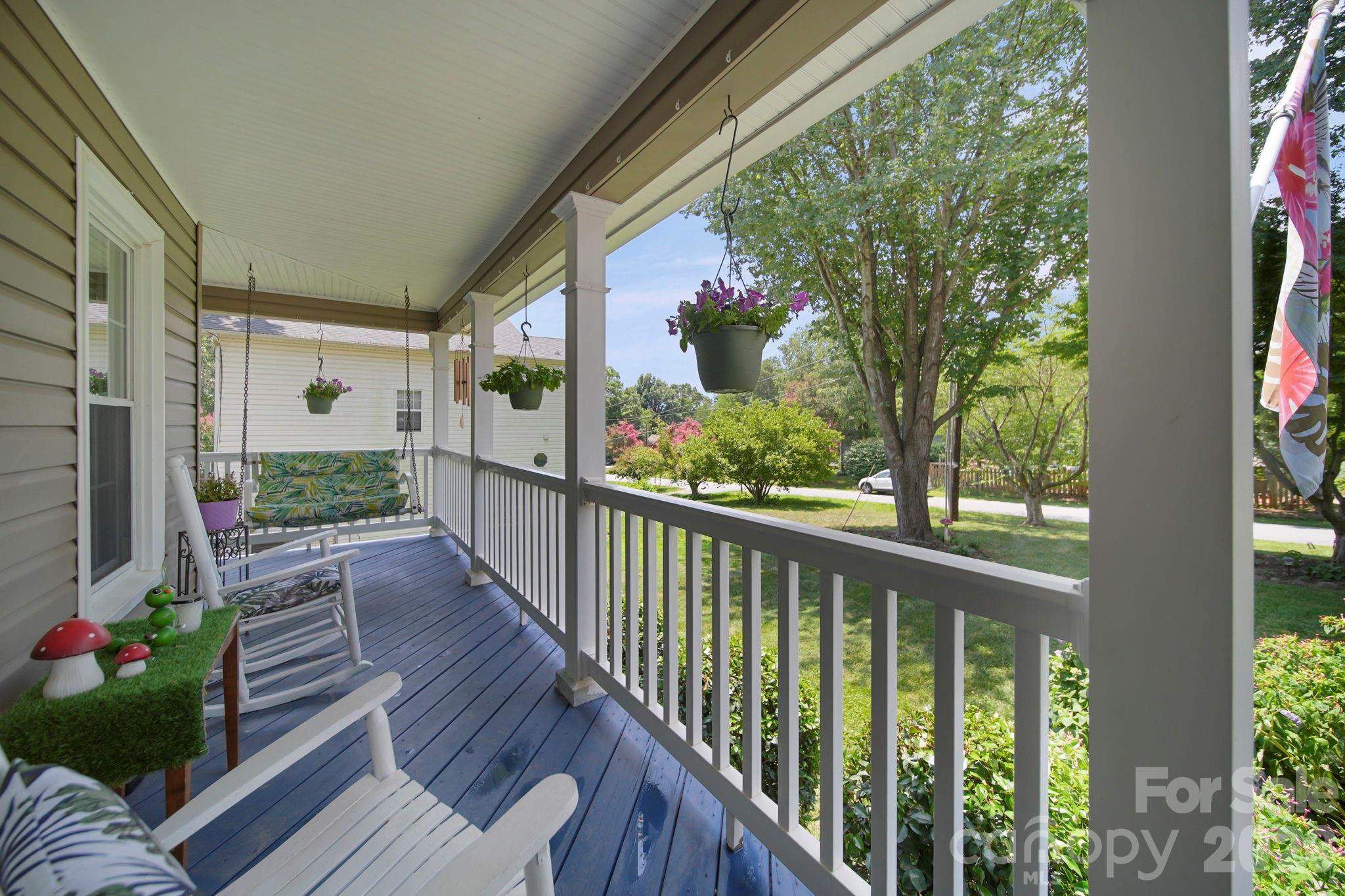 7813 Red Robin Trail Property Photo 5