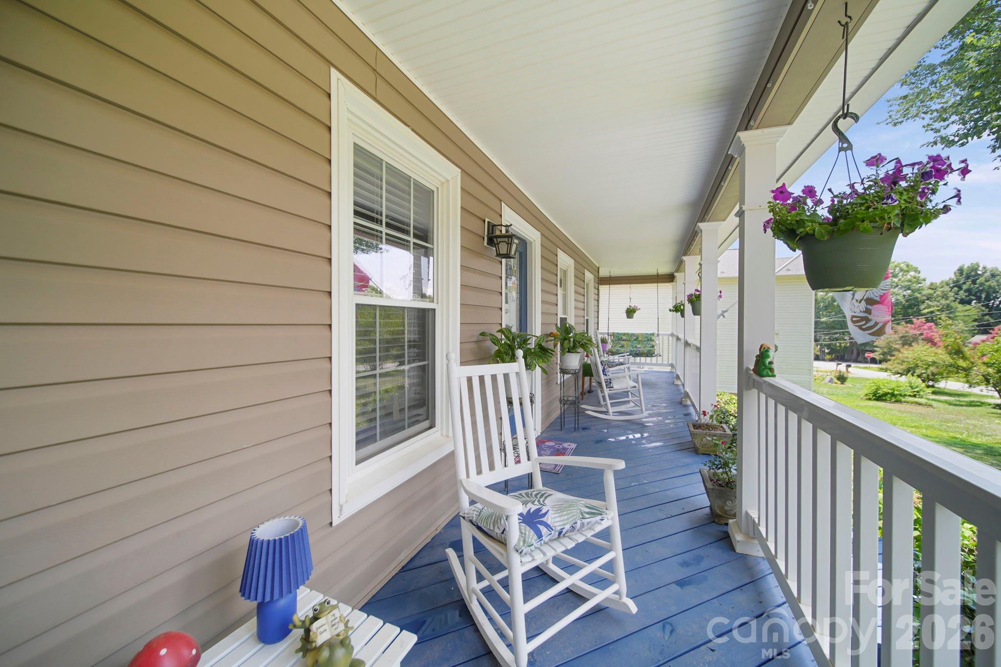 7813 Red Robin Trail Property Photo 6