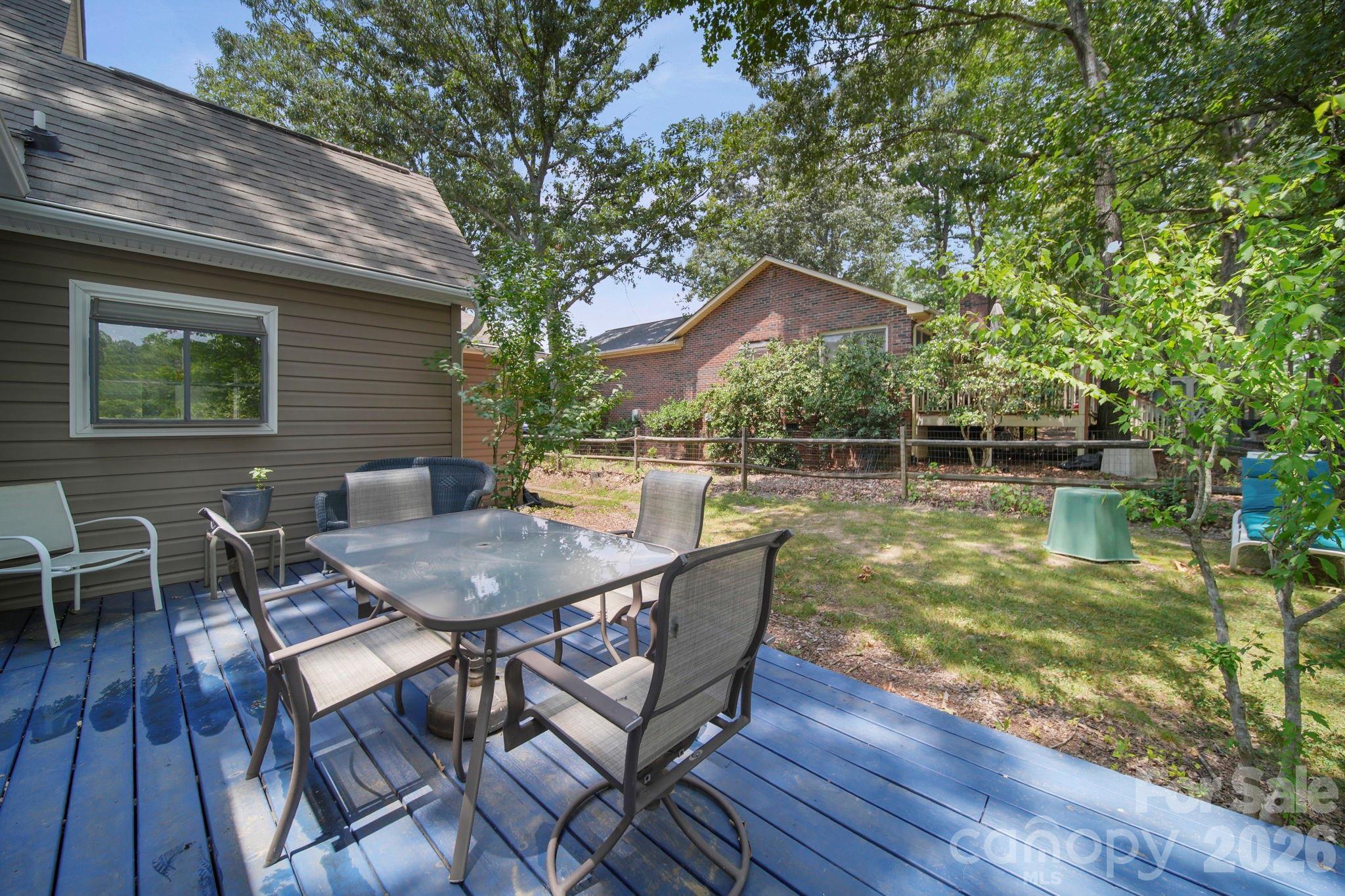 7813 Red Robin Trail Property Photo 29