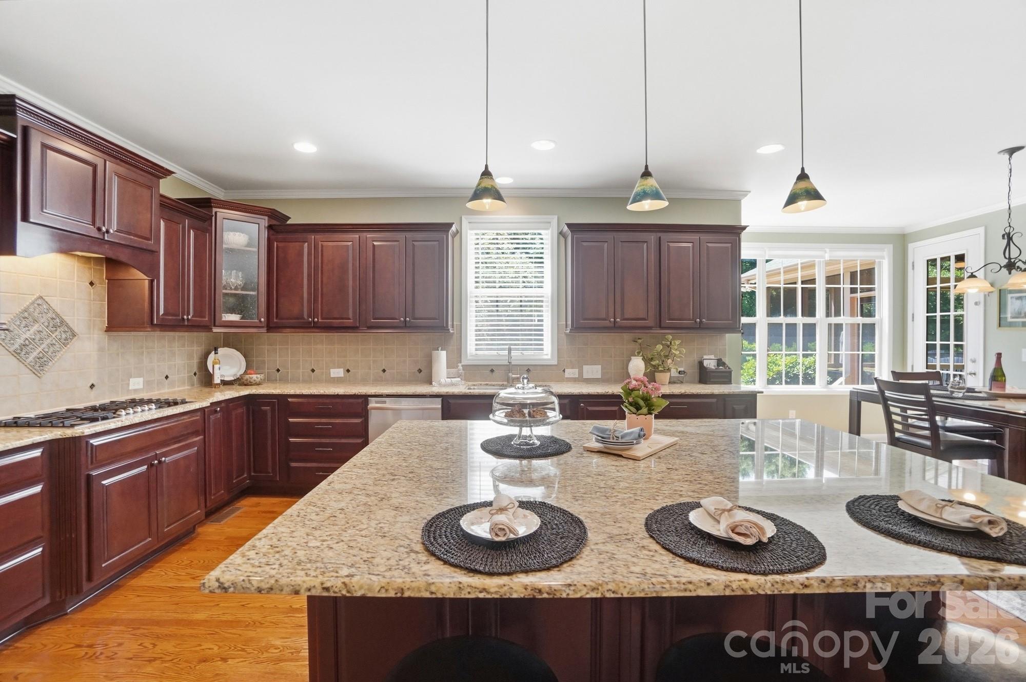 3219 Lakehurst Crossing Property Photo 12