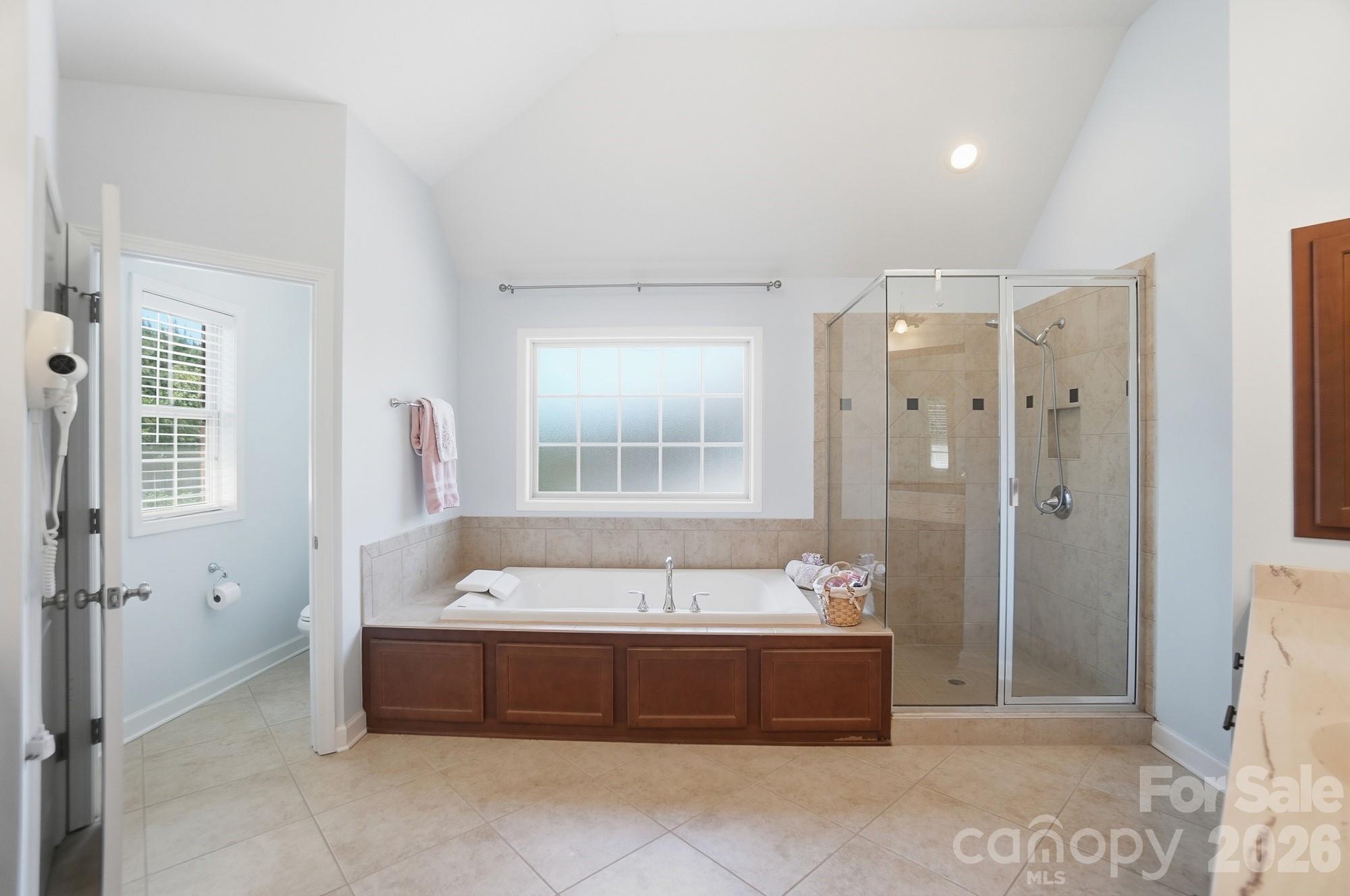 3219 Lakehurst Crossing Property Photo 35