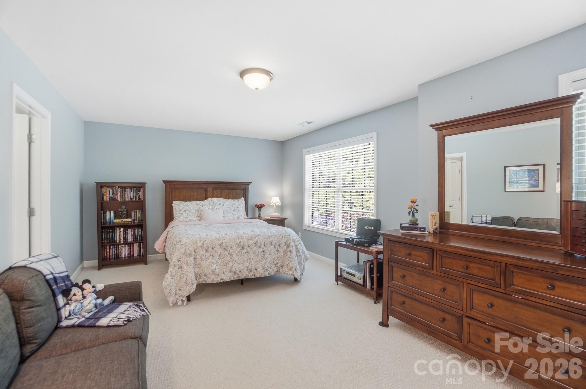 3219 Lakehurst Crossing Property Photo 41