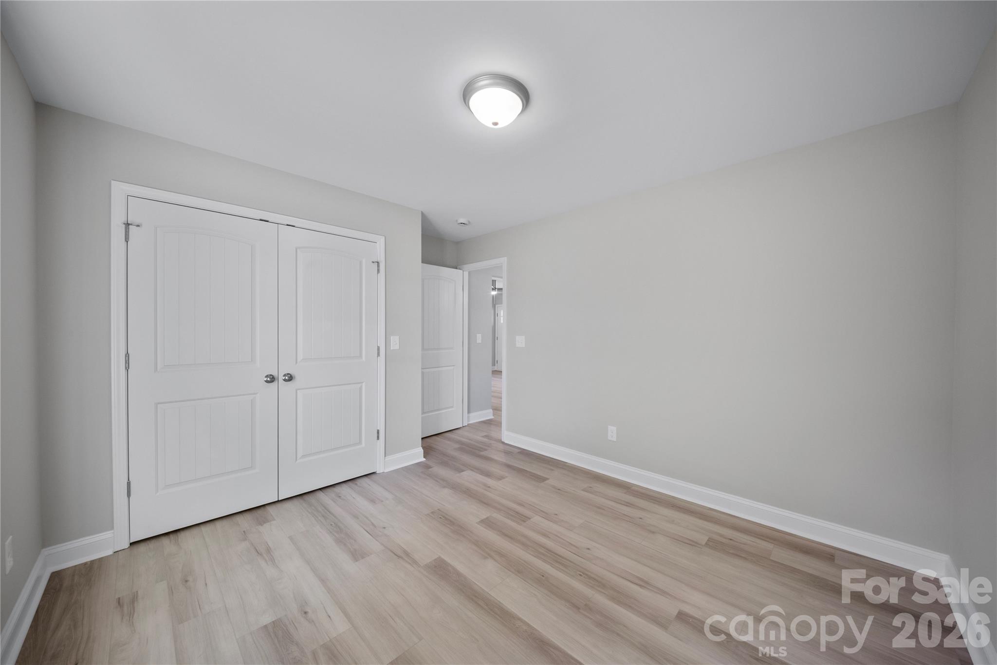 301 W 9th Street Property Photo 17