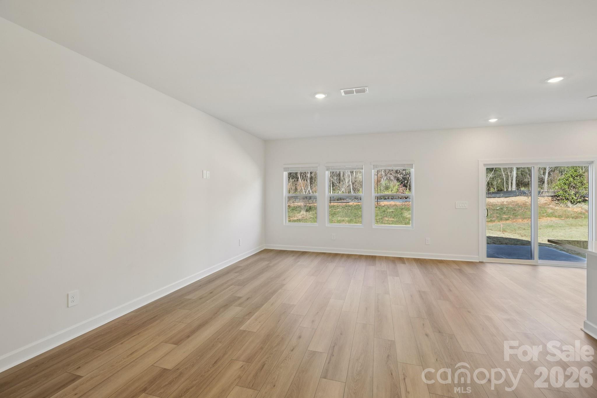 2485 Maxton Drive Property Photo 2