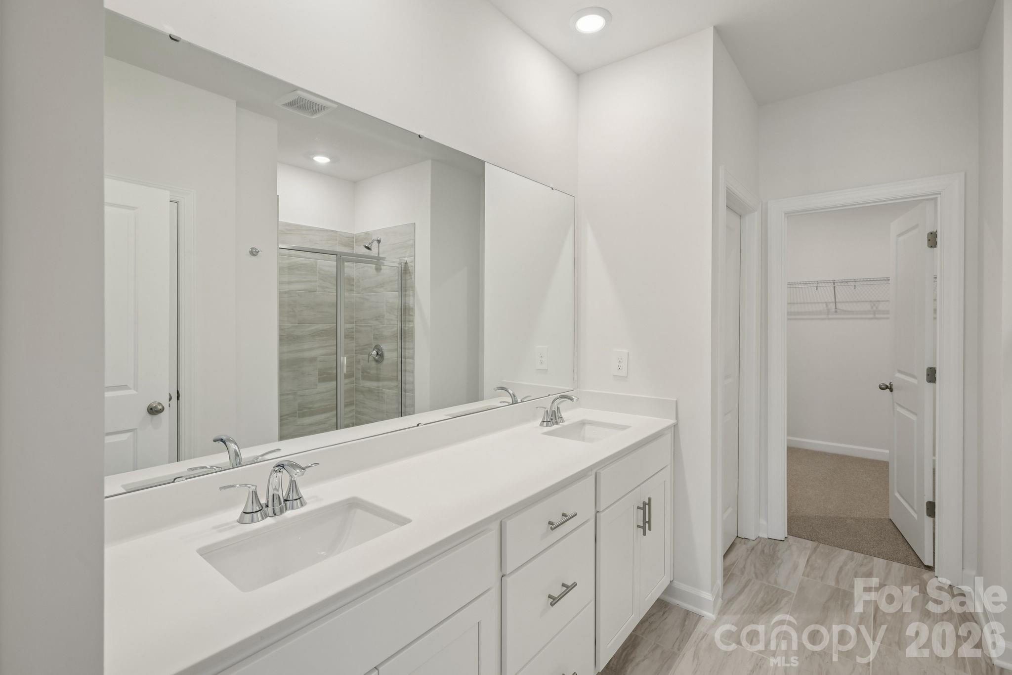 2485 Maxton Drive Property Photo 9