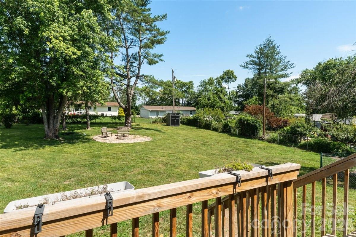 1177 Runway Drive Property Photo 22