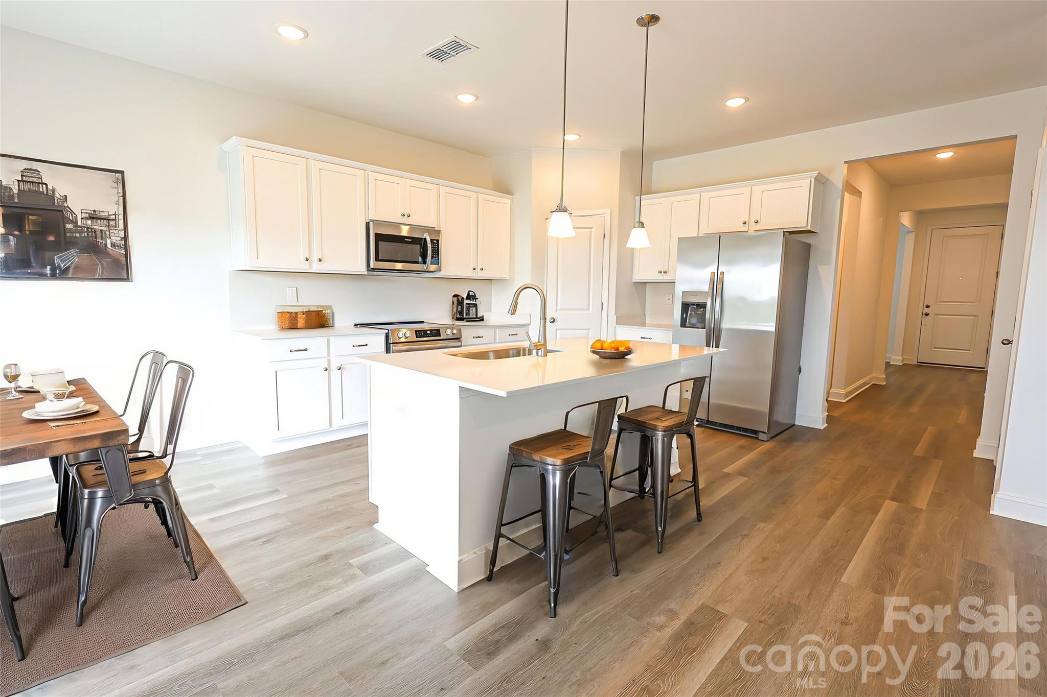 5011 Twin River Drive Property Photo 3