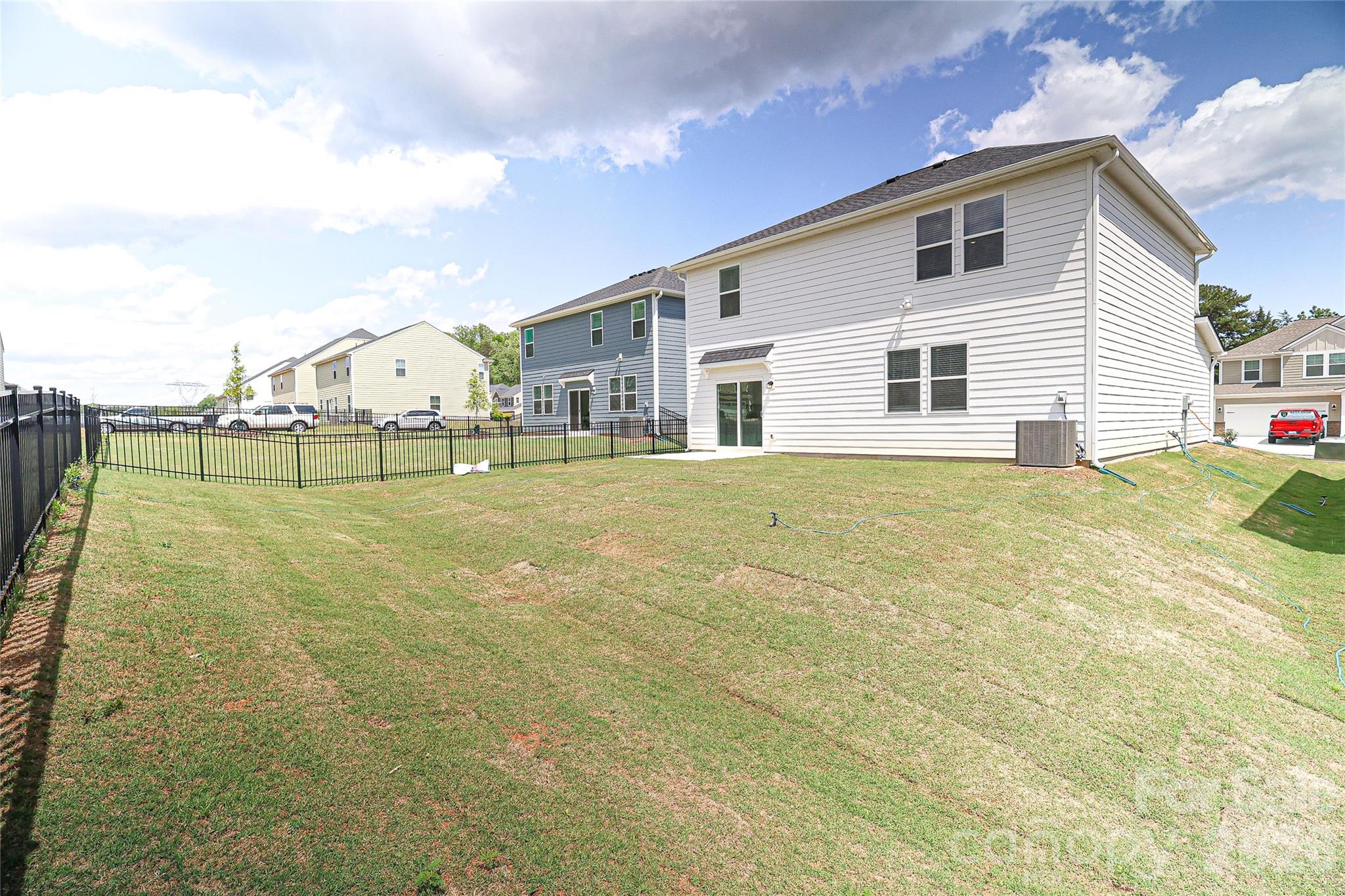 5011 Twin River Drive Property Photo 9