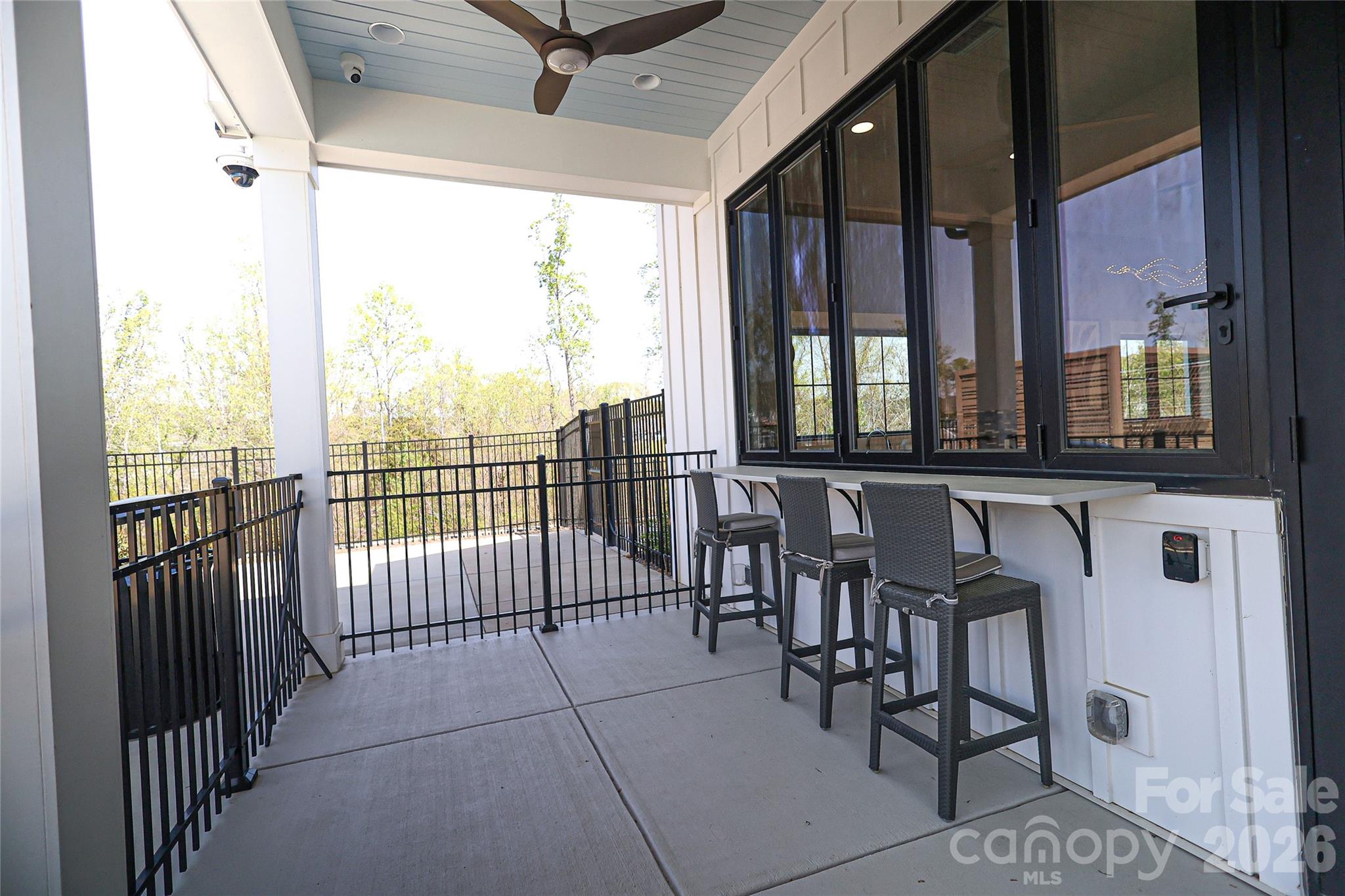 5011 Twin River Drive Property Photo 14