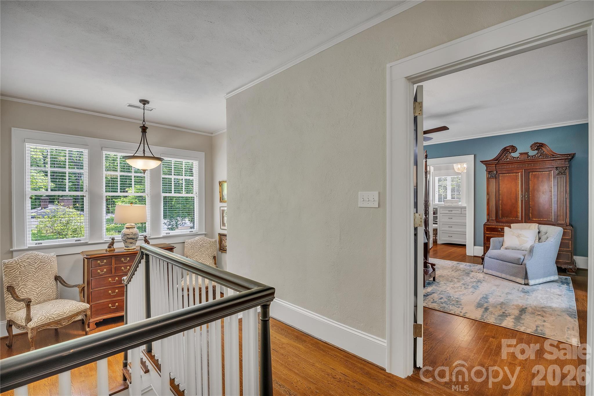 128 W Colonial Drive Property Photo 30