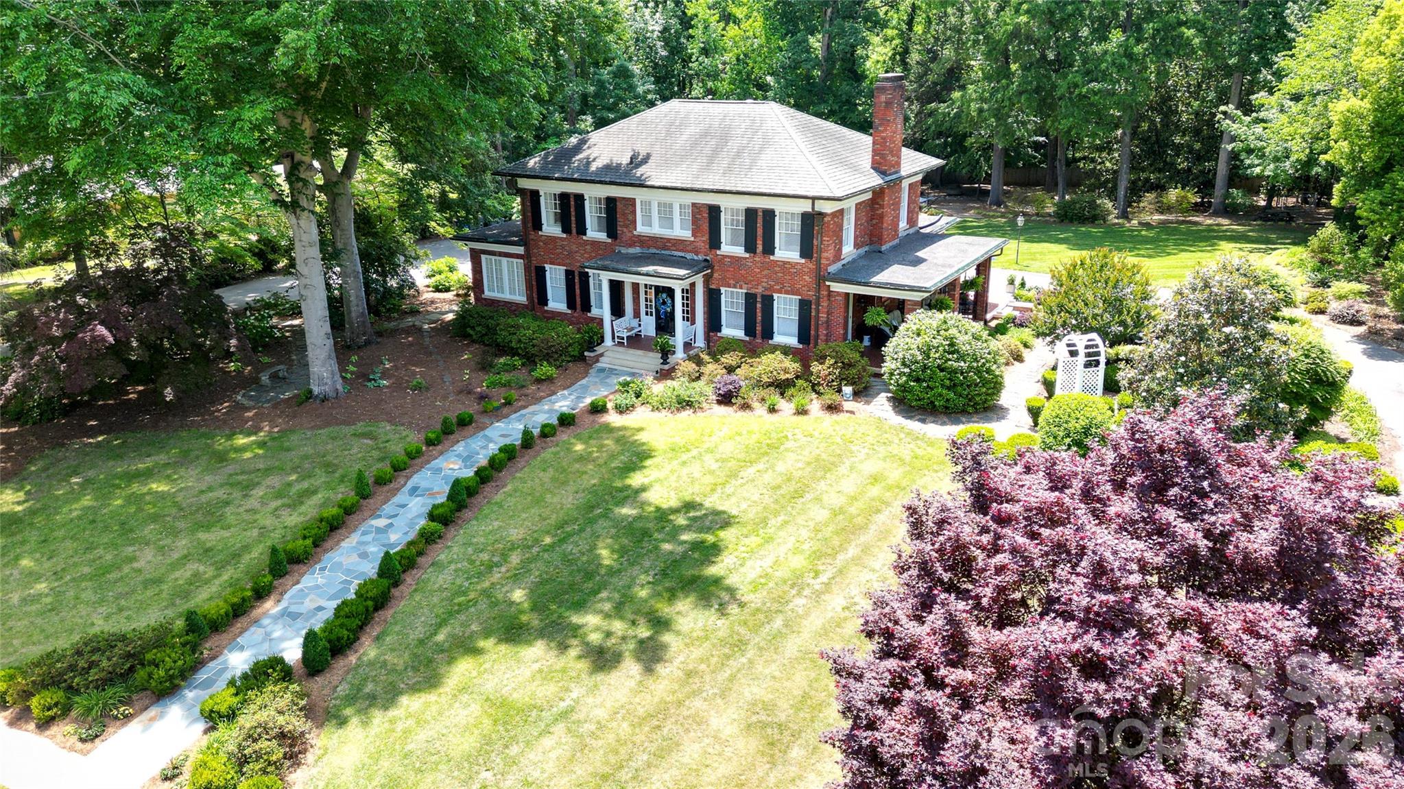 128 W Colonial Drive Property Photo 43