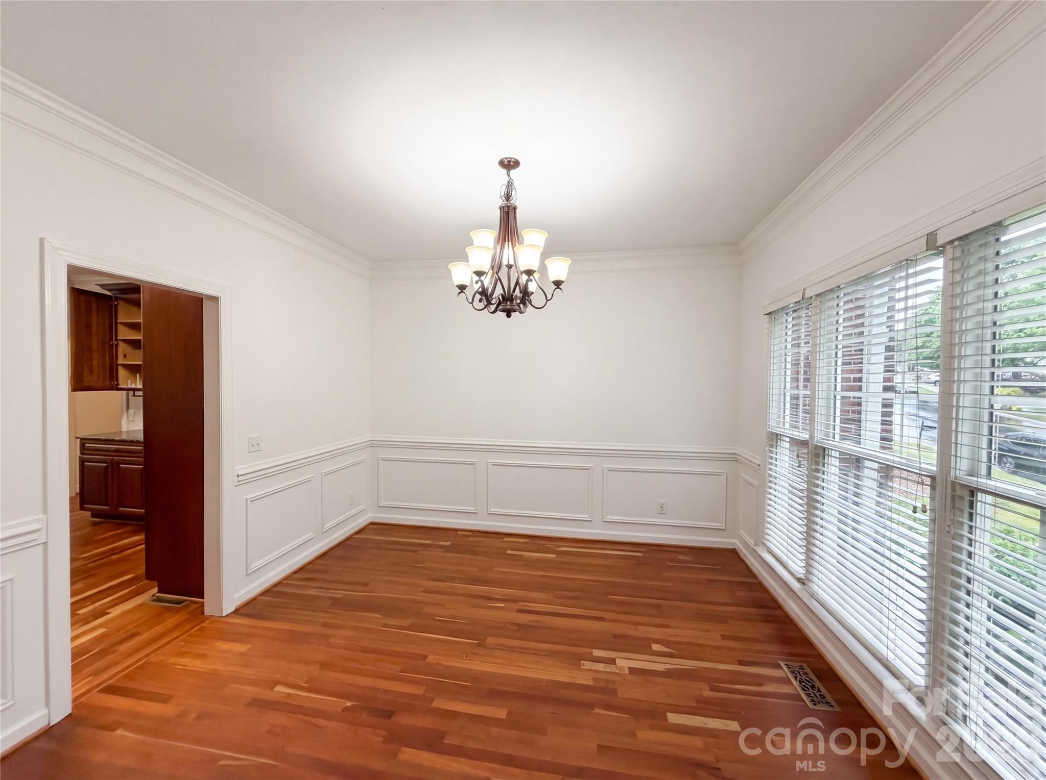 12341 Willingdon Road Property Photo 6