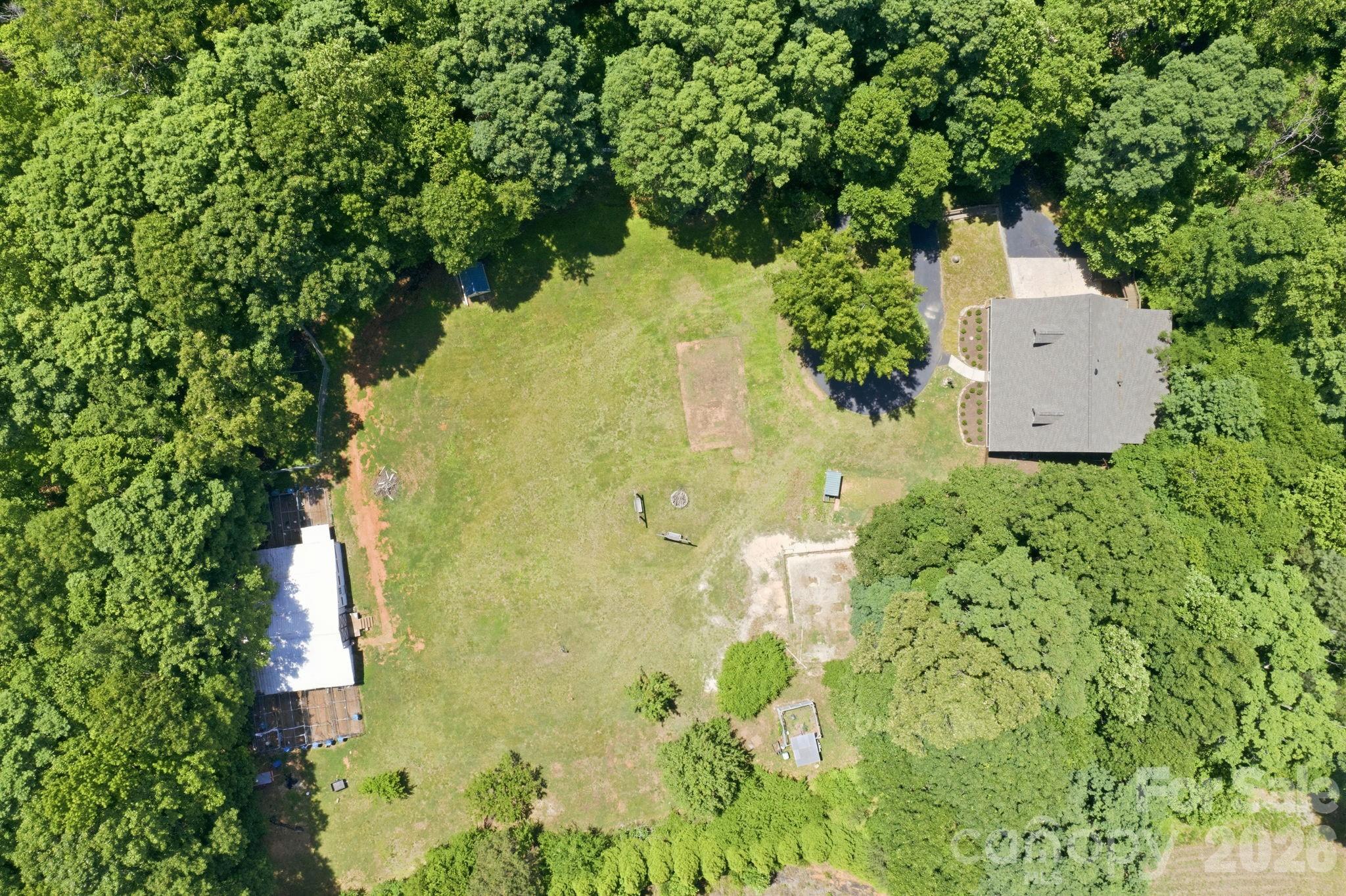 195 Azalea Road Property Photo 5