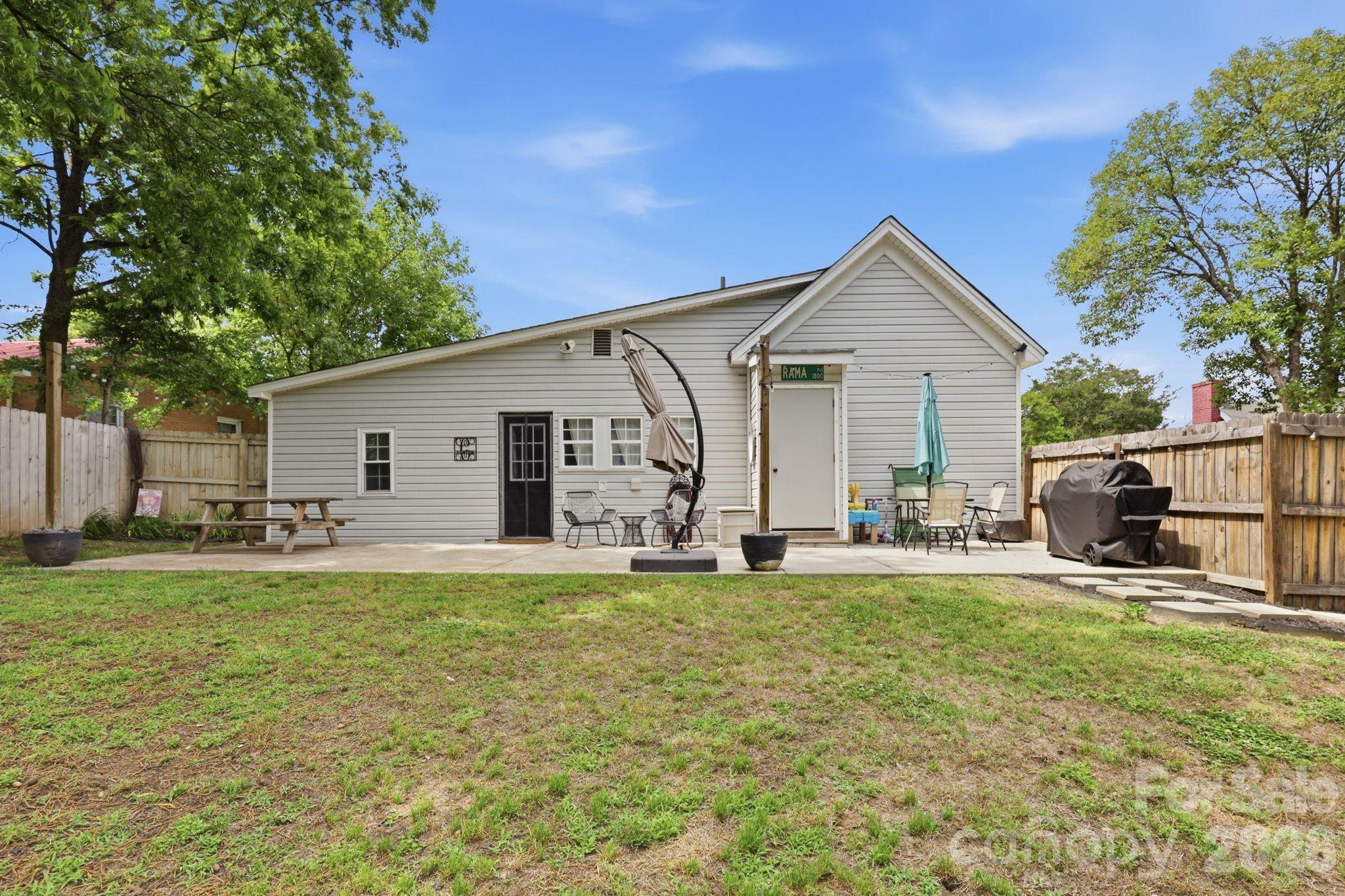 92 Nw Meadow Avenue Property Photo 28