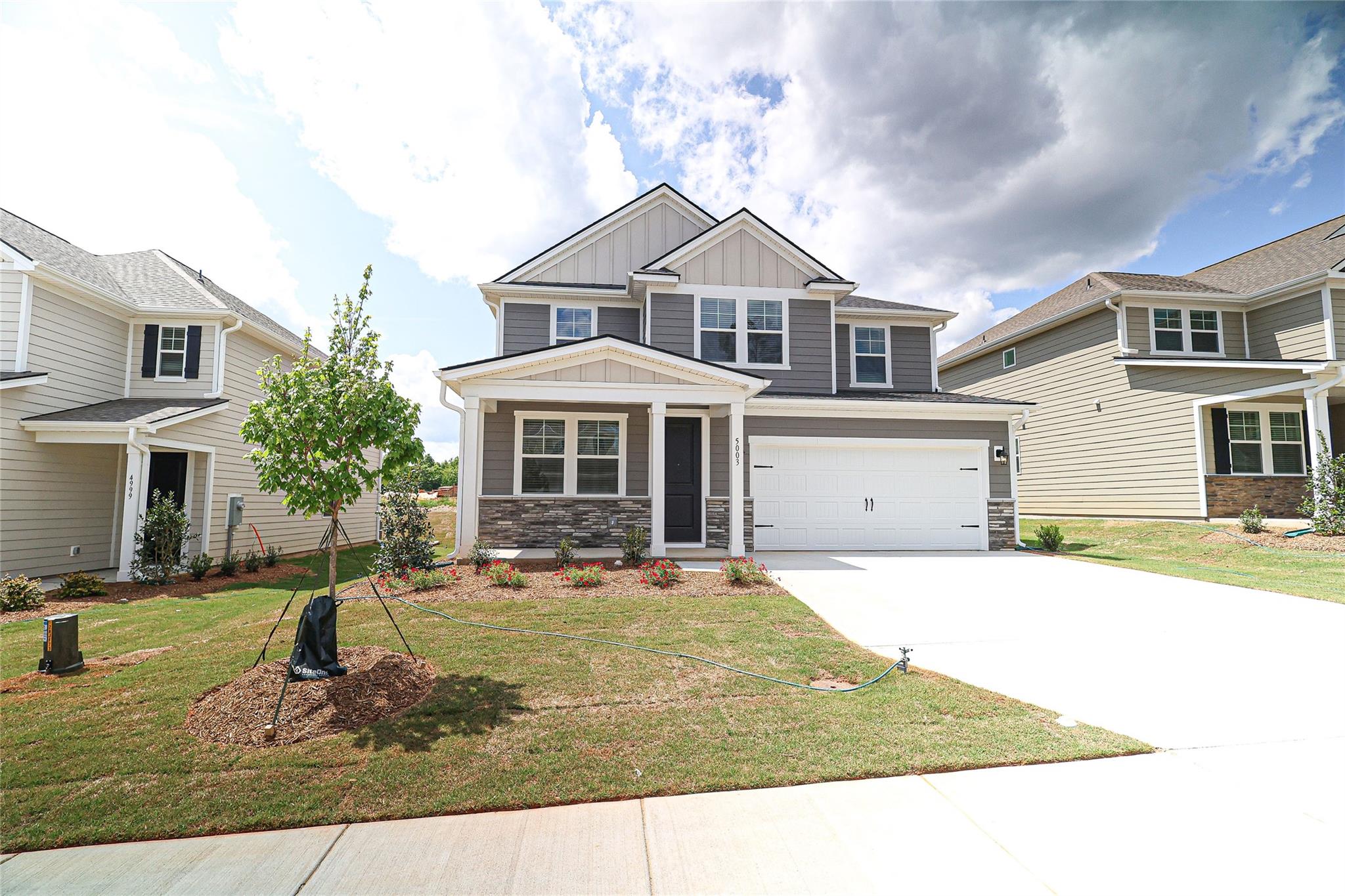 5003 Twin River Drive Property Photo 1