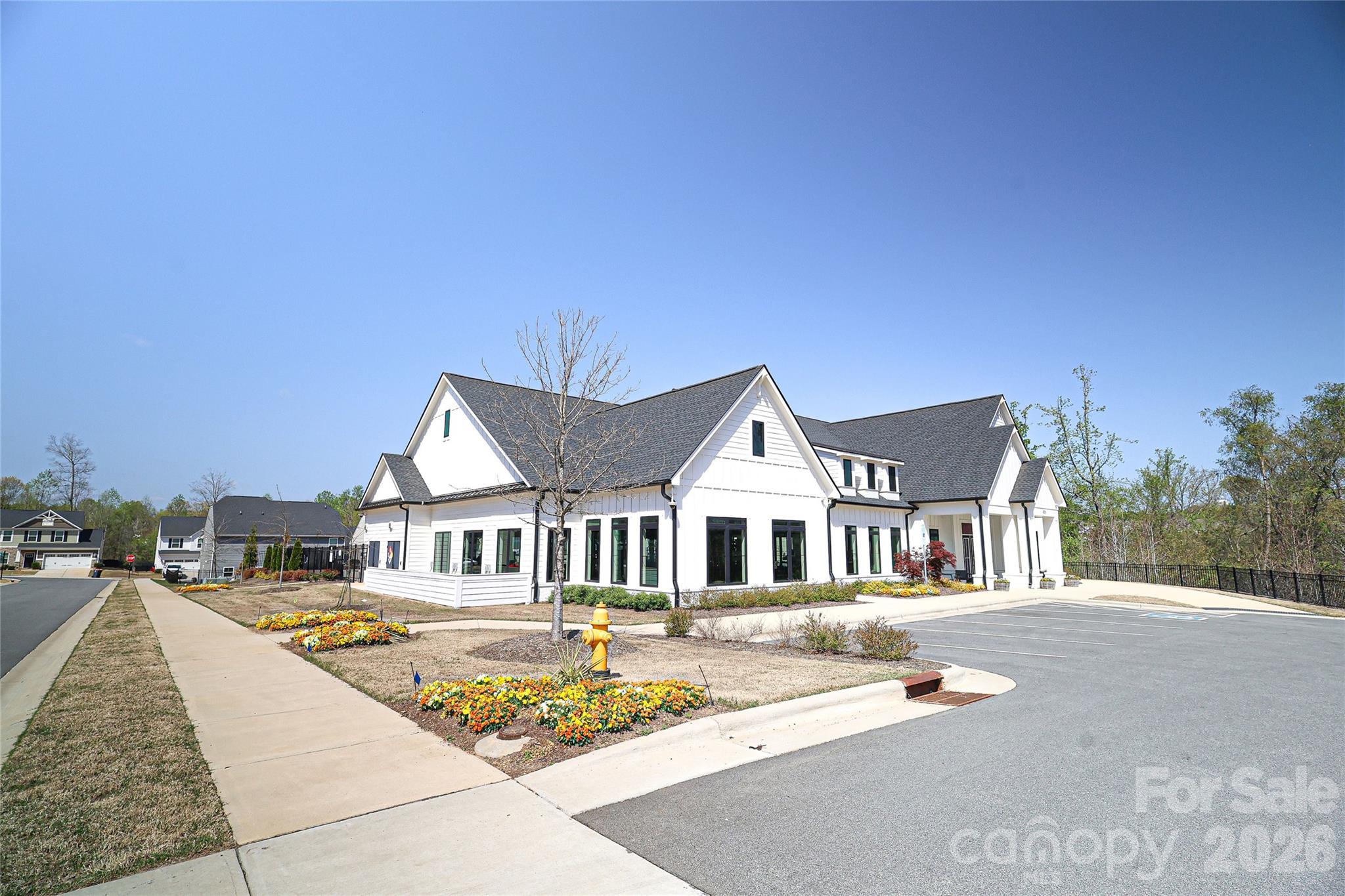 5003 Twin River Drive Property Photo 12