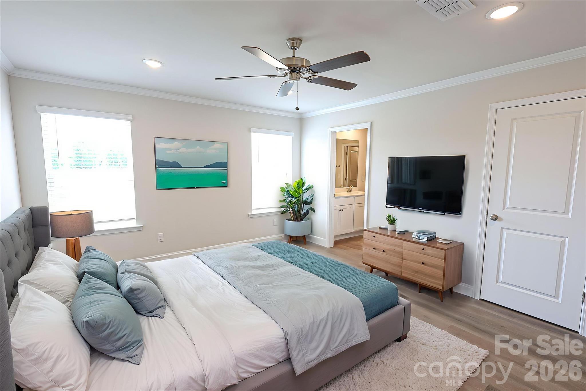 4999 Twin River Drive Property Photo 6