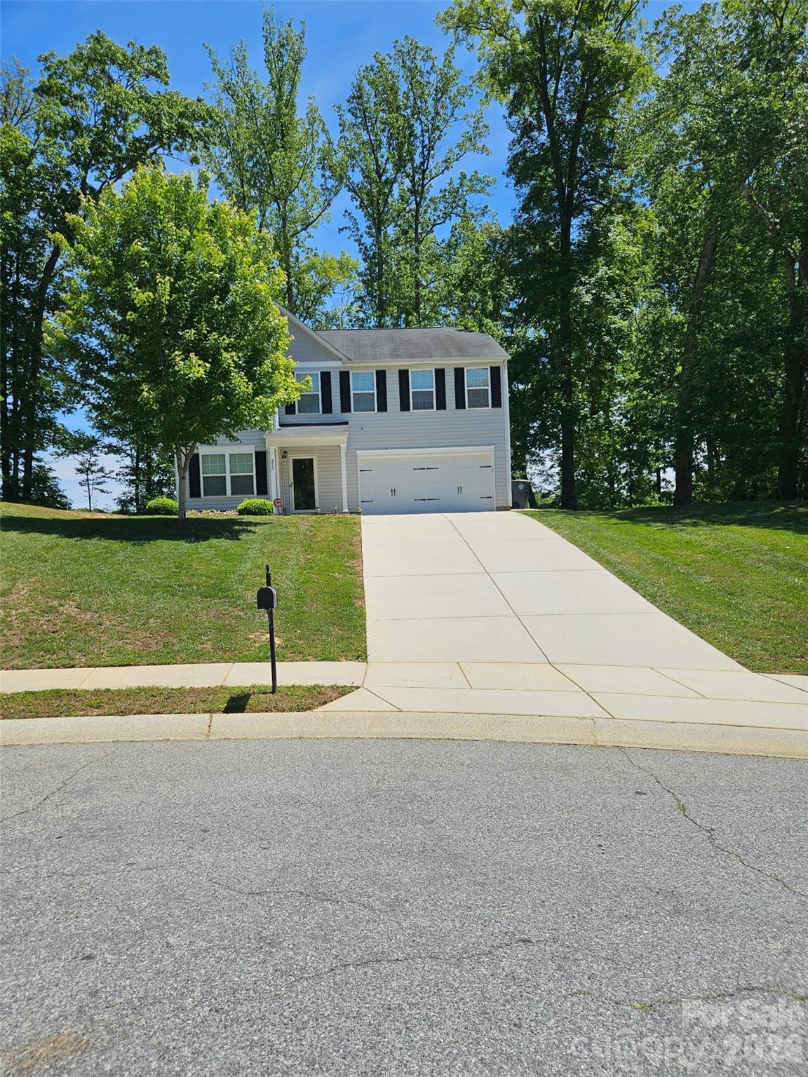 310 Askin Lane Property Photo 2