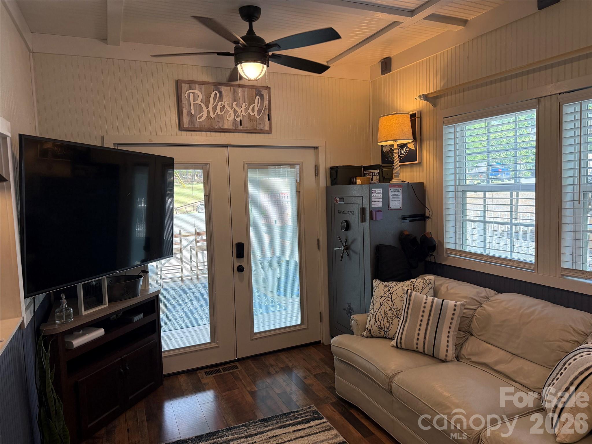 126 Canyon Loop F203 Property Photo 15