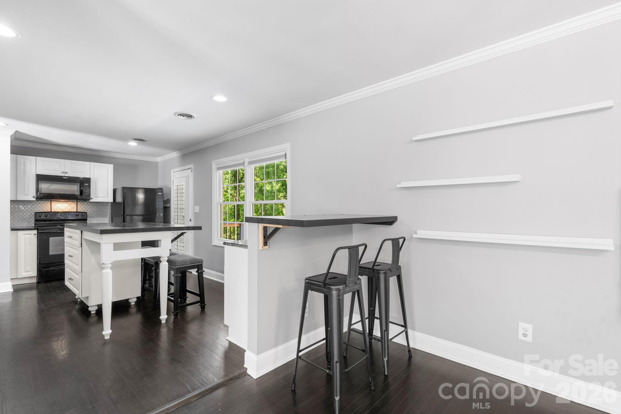 14214 Honeysuckle Ridge Drive Property Photo 10