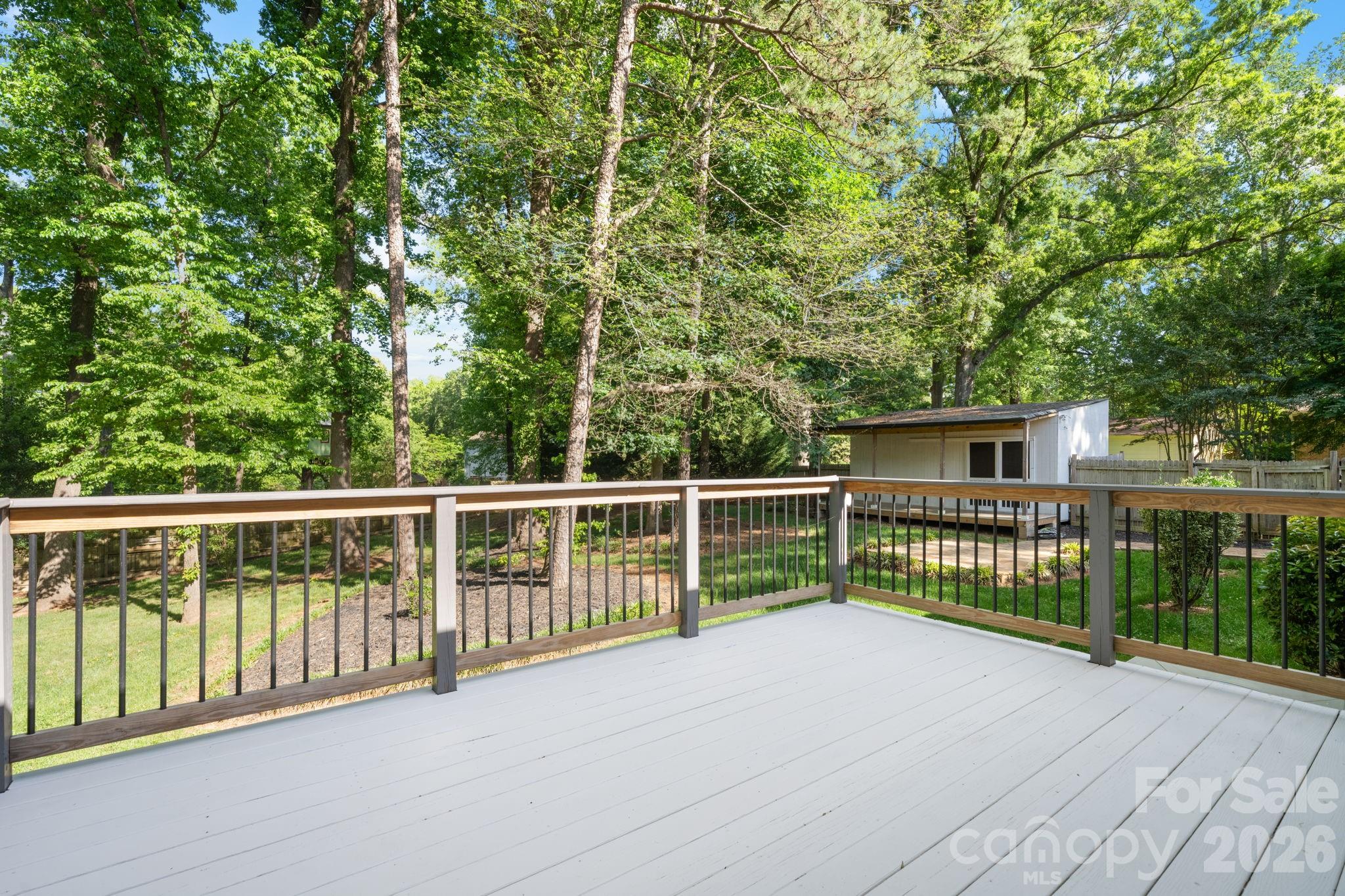 14214 Honeysuckle Ridge Drive Property Photo 27