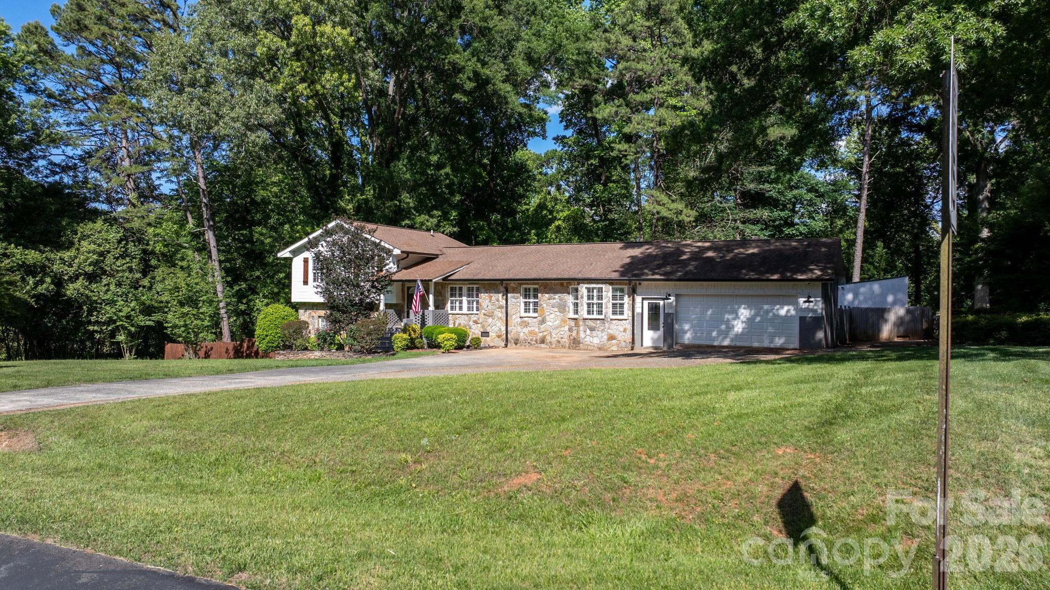 14214 Honeysuckle Ridge Drive Property Photo 30
