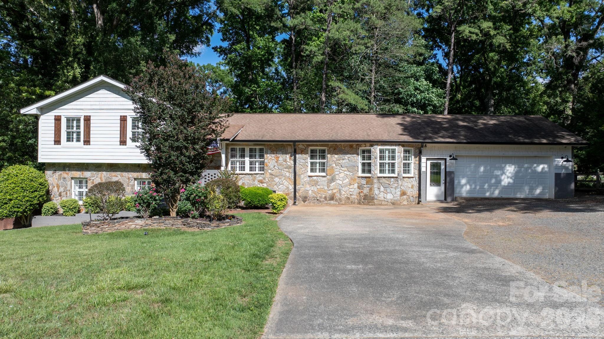 14214 Honeysuckle Ridge Drive Property Photo 31
