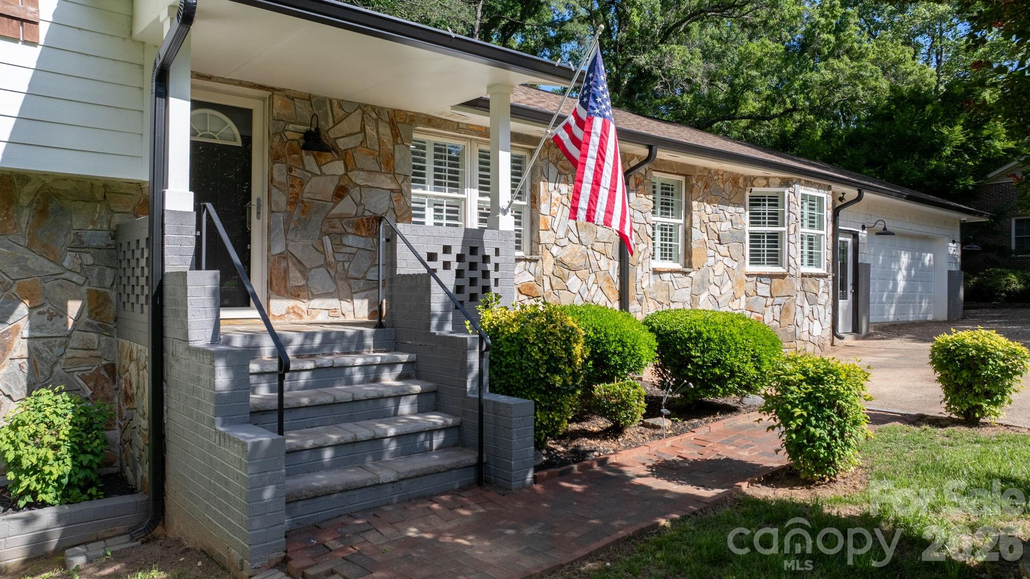 14214 Honeysuckle Ridge Drive Property Photo 32