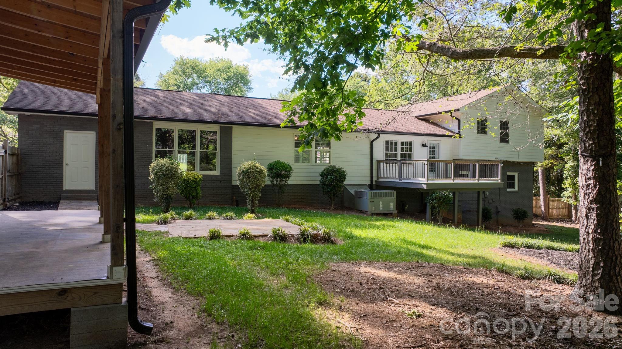 14214 Honeysuckle Ridge Drive Property Photo 38