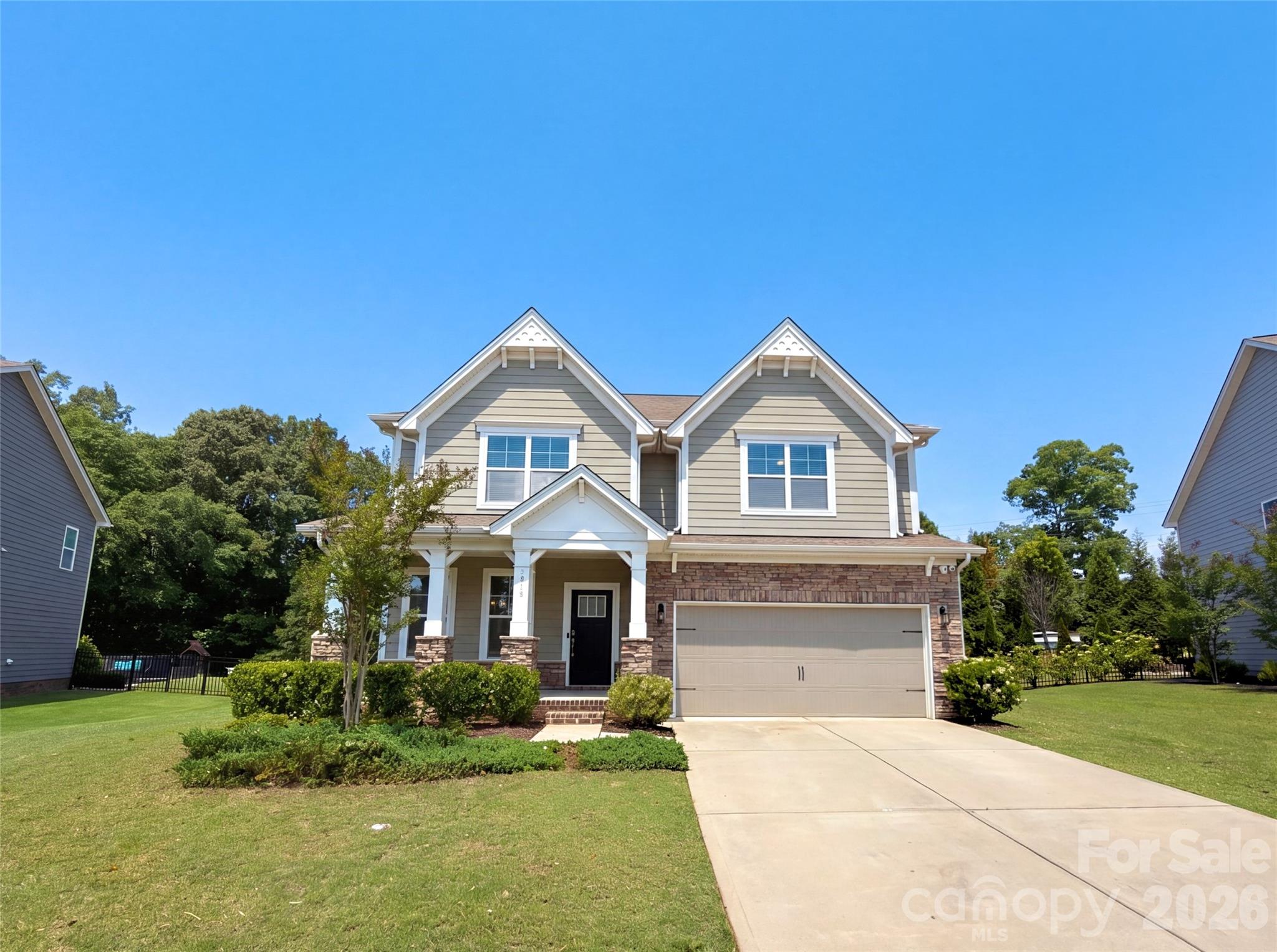 5013 Shadowbrook Road Property Photo 1