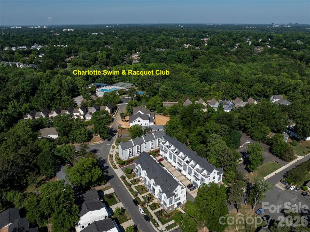 4136 Castleton Road Property Photo 3