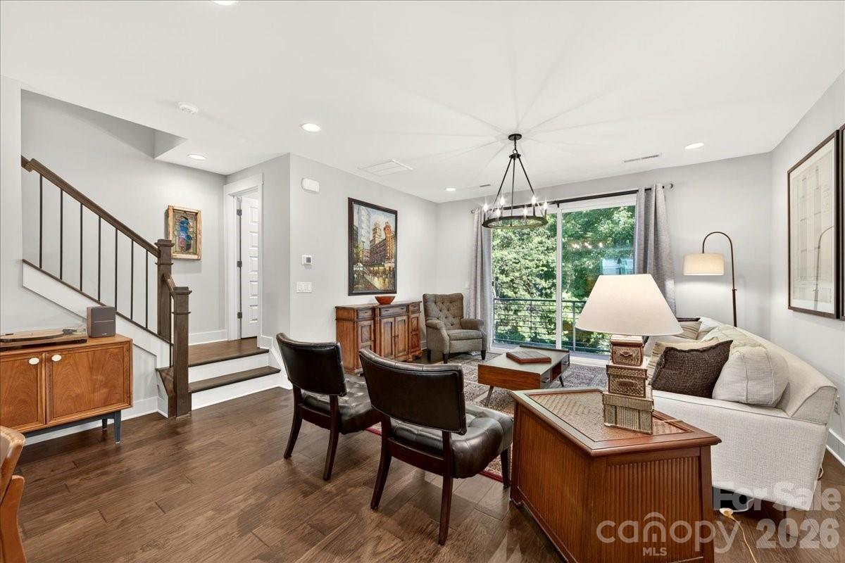 4136 Castleton Road Property Photo 23