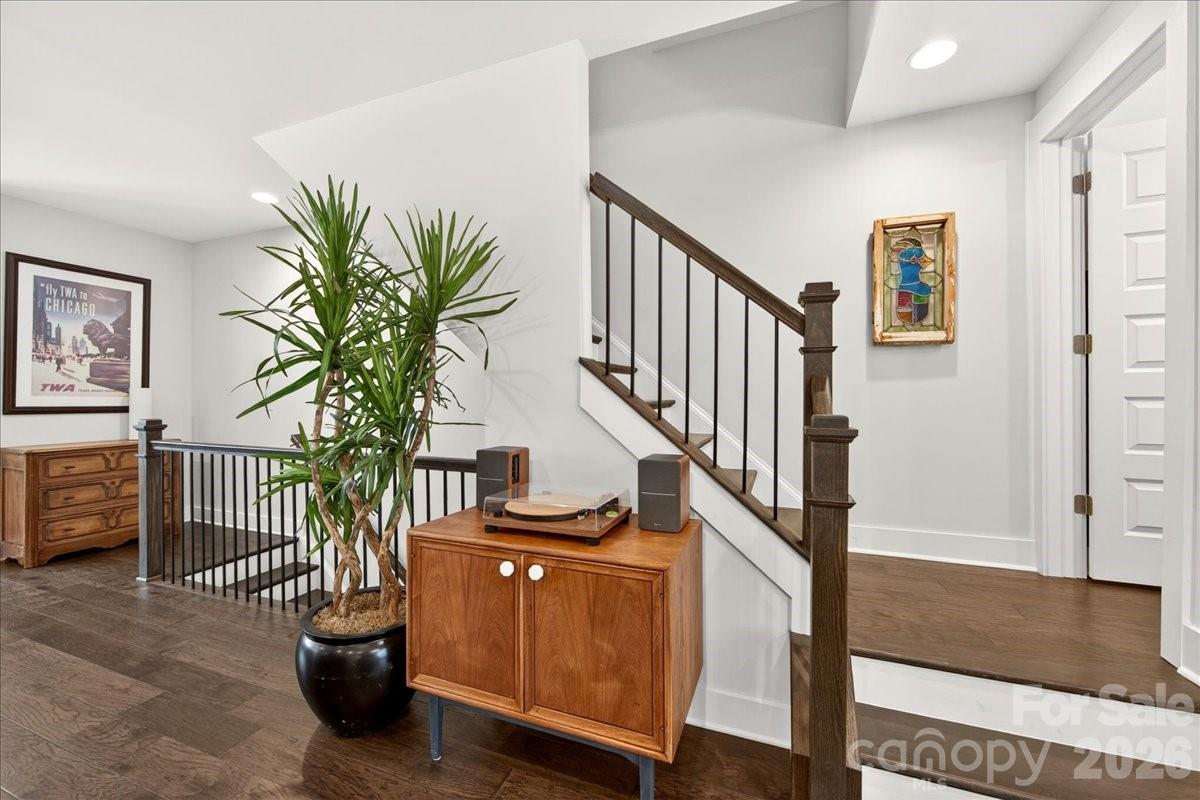 4136 Castleton Road Property Photo 24