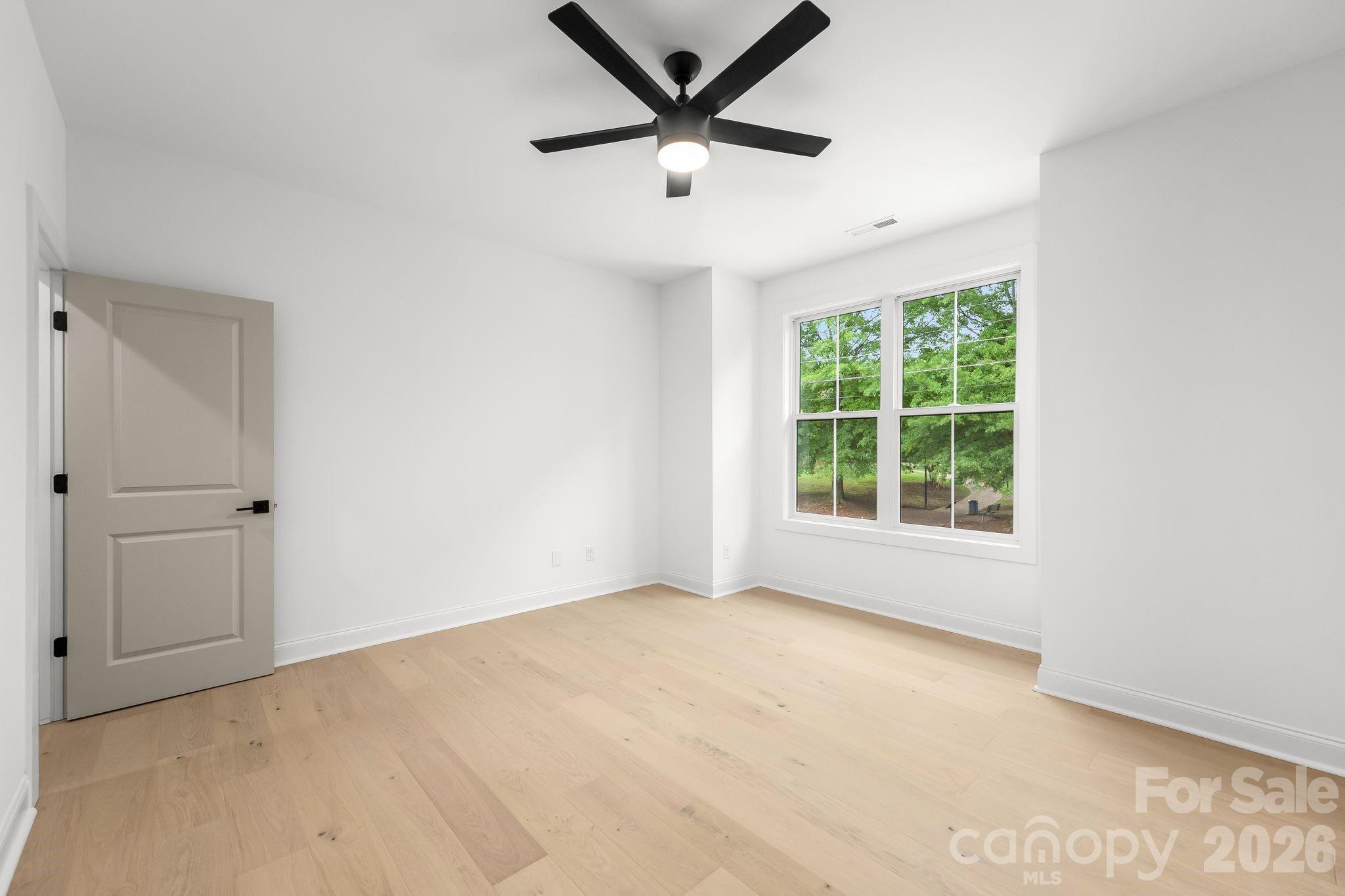 2763 Parkway Avenue Property Photo 28