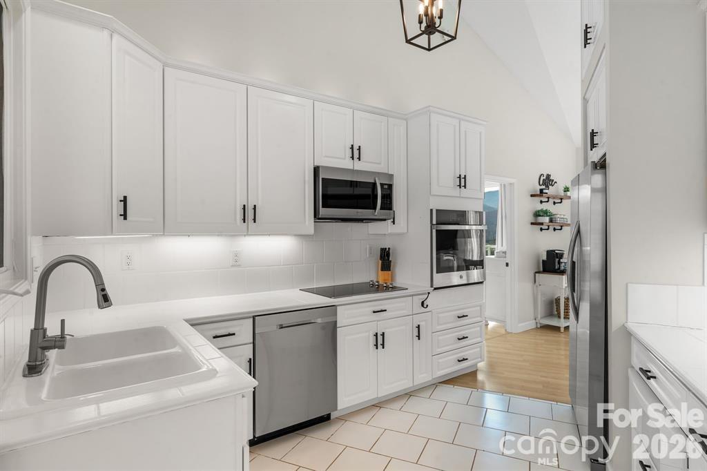 56 Great Horned Owl Road Property Photo 8