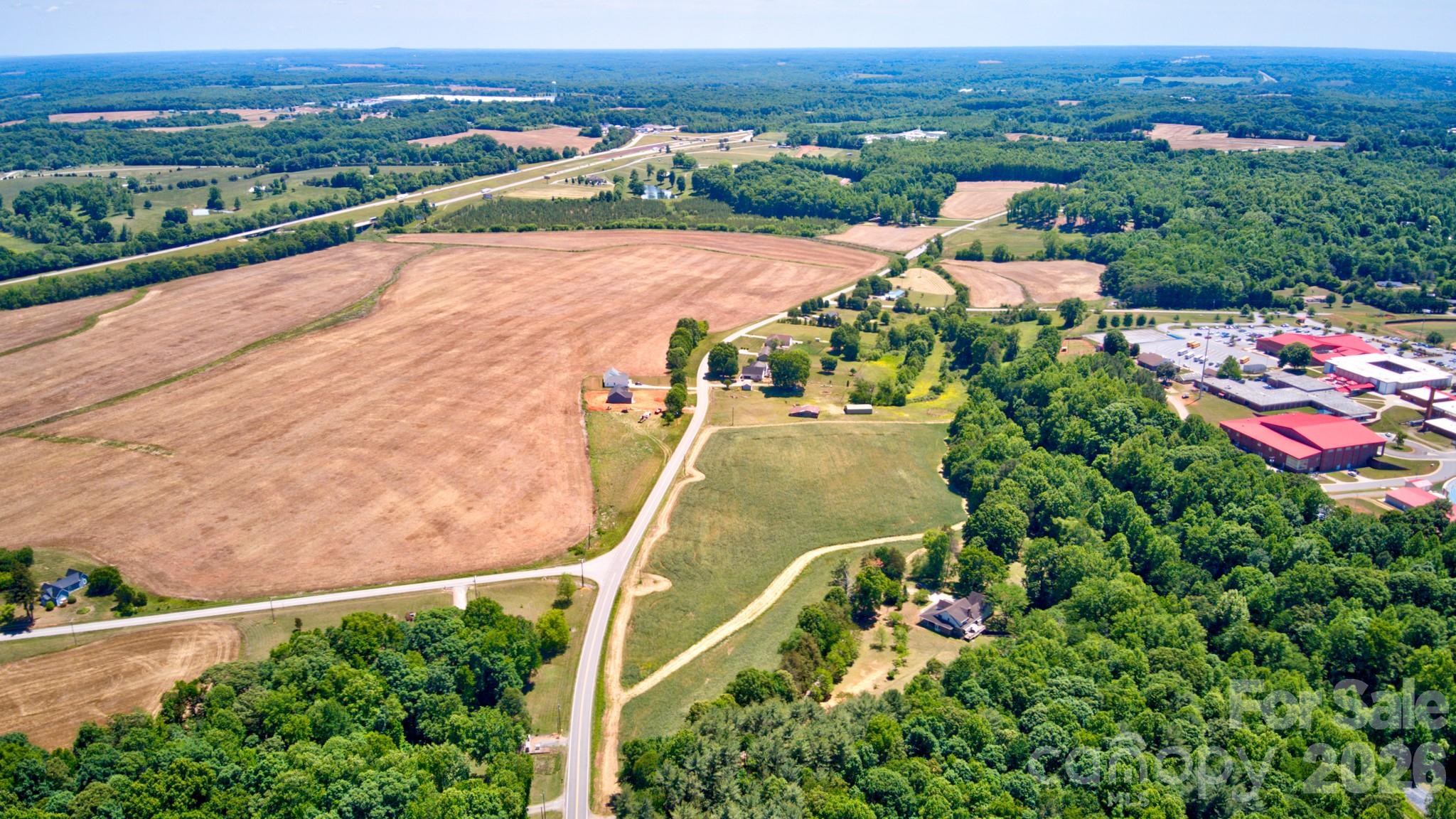 000 Jennings Road Property Photo 14