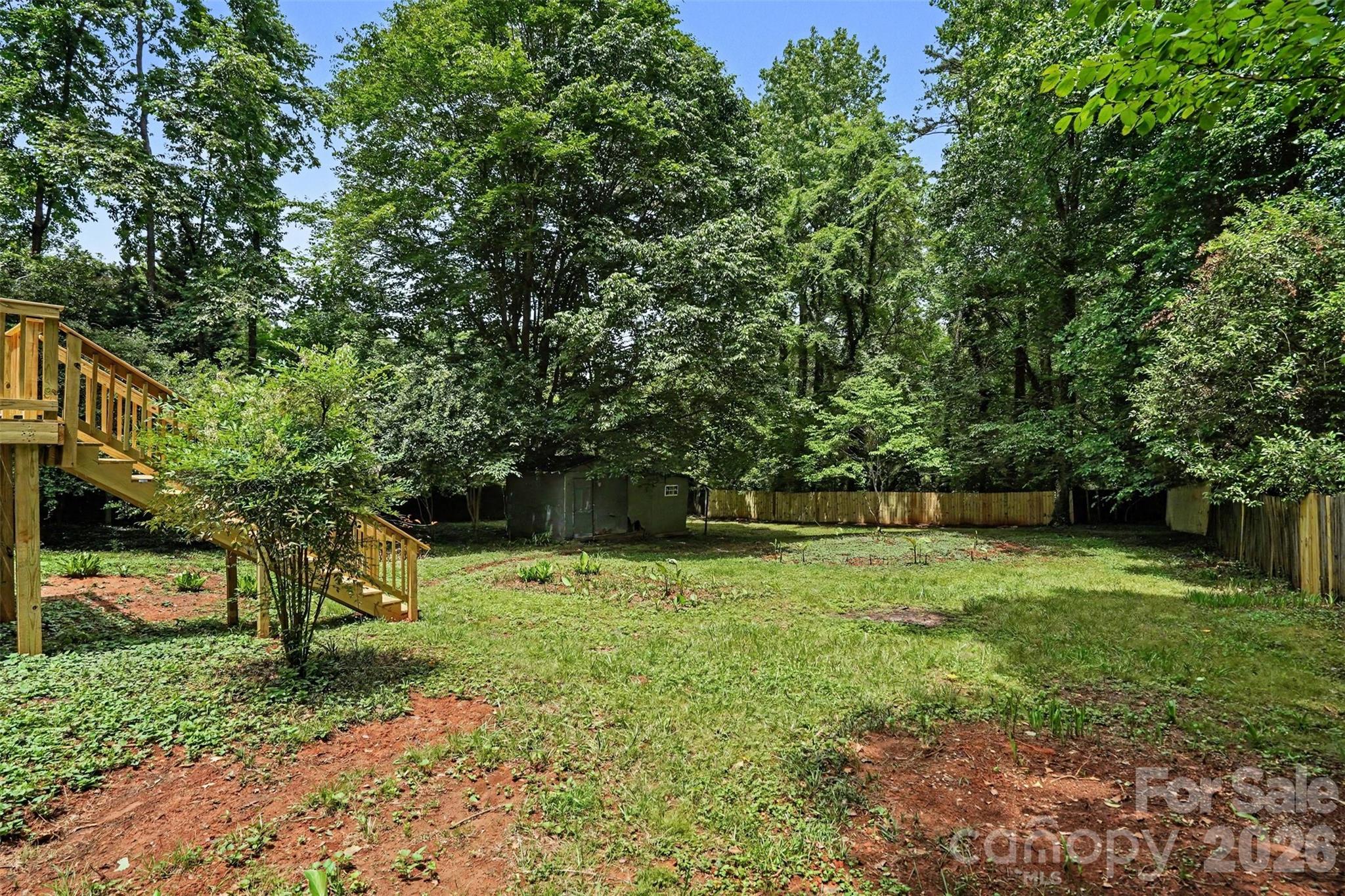 9118 S Lakebrook Road Property Photo 14