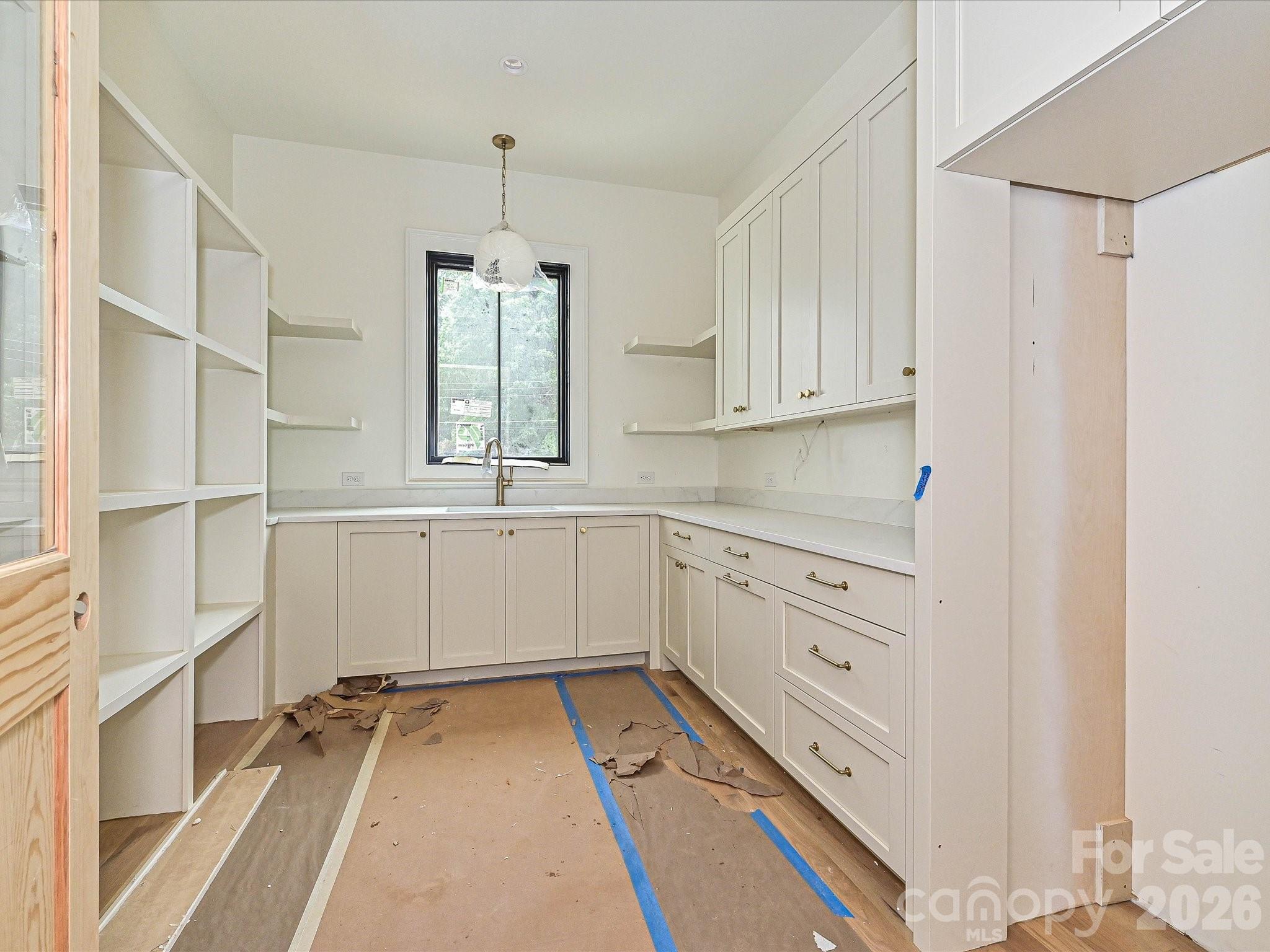 1329 Bevis Drive Property Photo 9