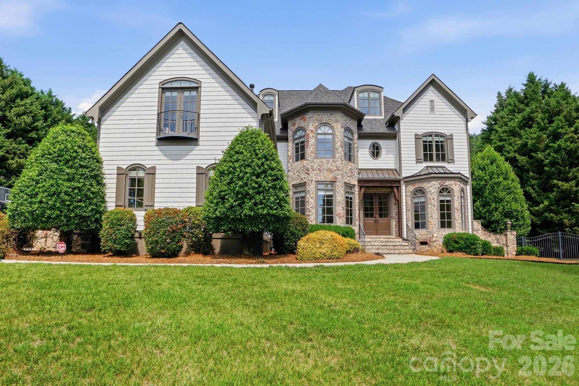 105 Quincy Court Property Photo 4