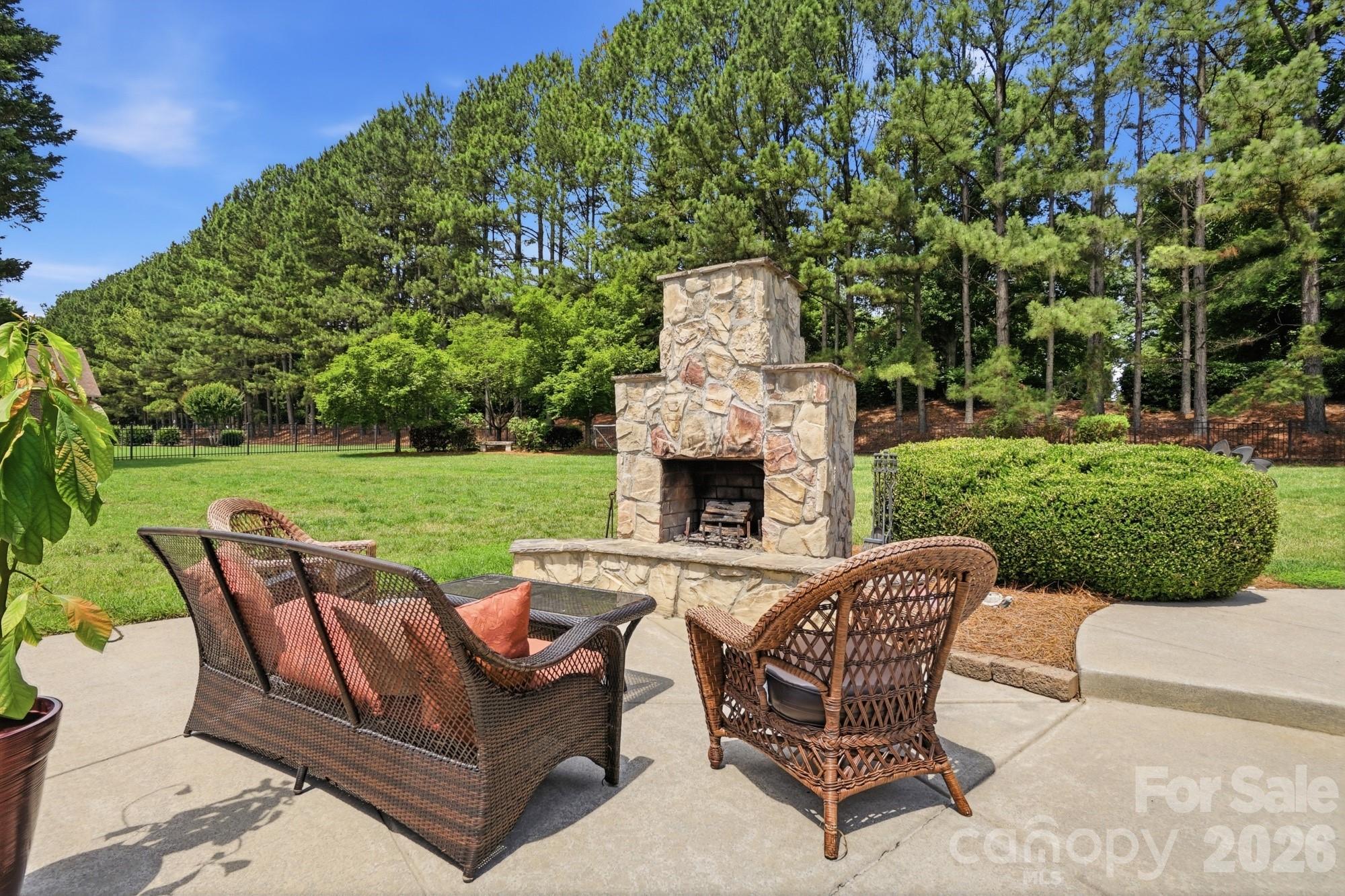 105 Quincy Court Property Photo 35
