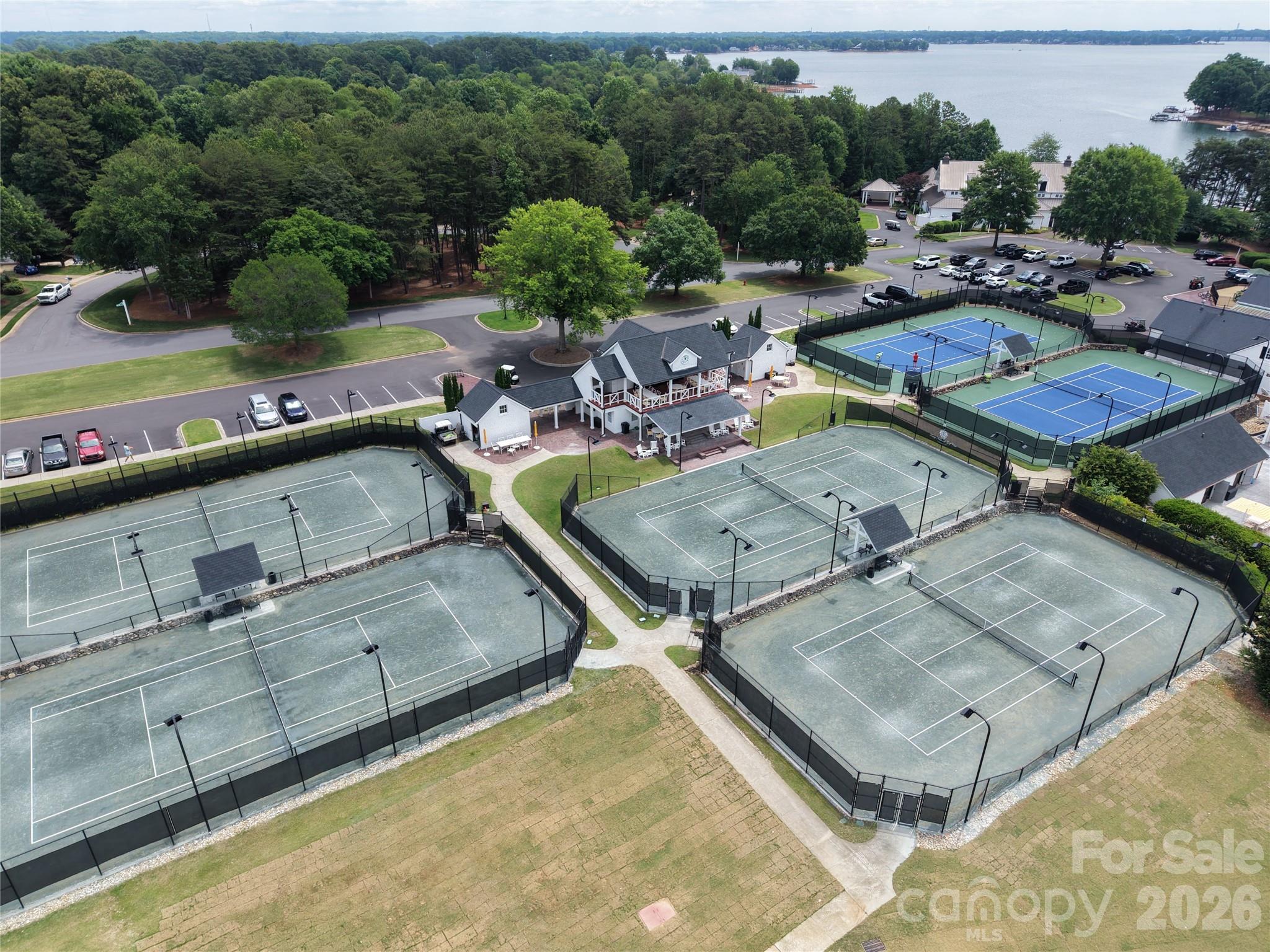 105 Quincy Court Property Photo 44