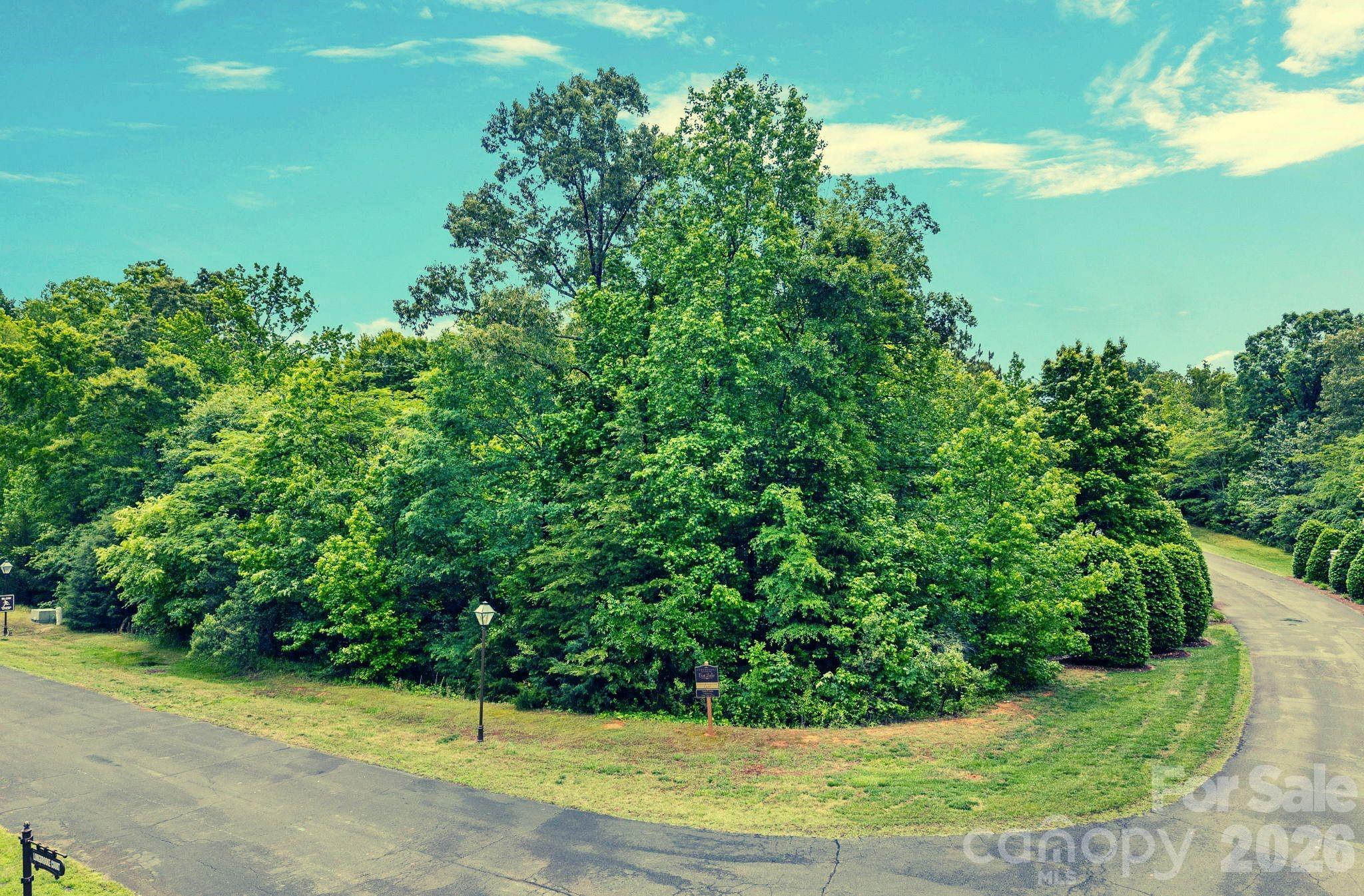 5128 Longbrooke Court Property Photo 6